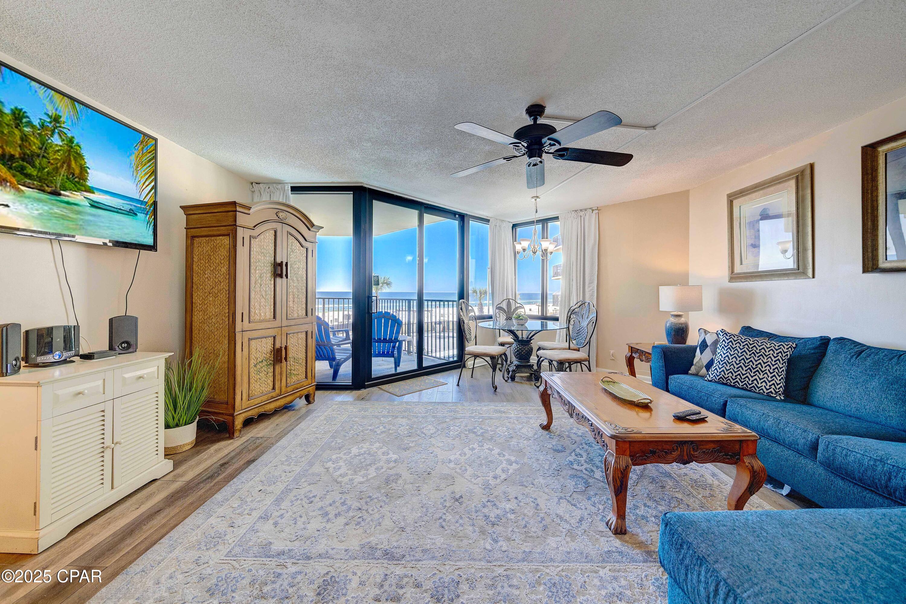 Image 2 For 9850 Thomas Drive 211e