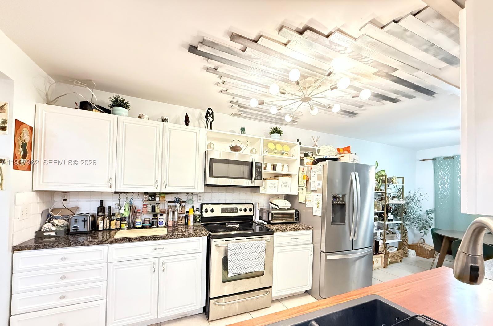 Hollywood Gardens Condomi