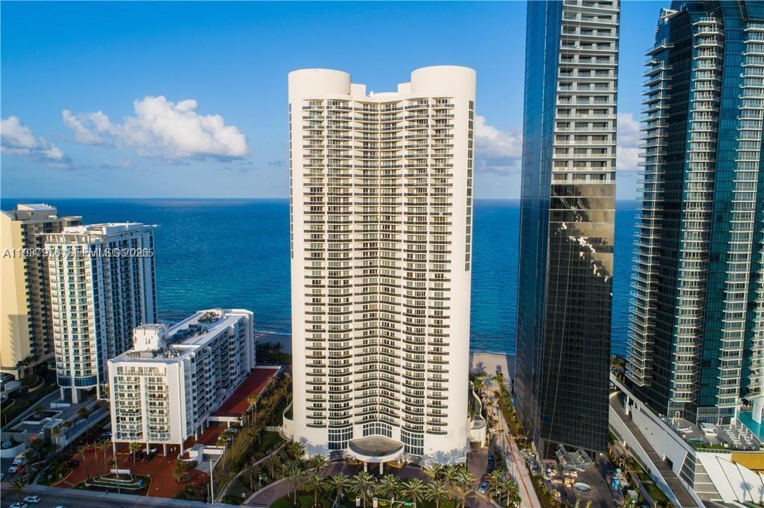 17201 Collins Ave Unit 1704, Sunny Isles Beach, Florida 33160