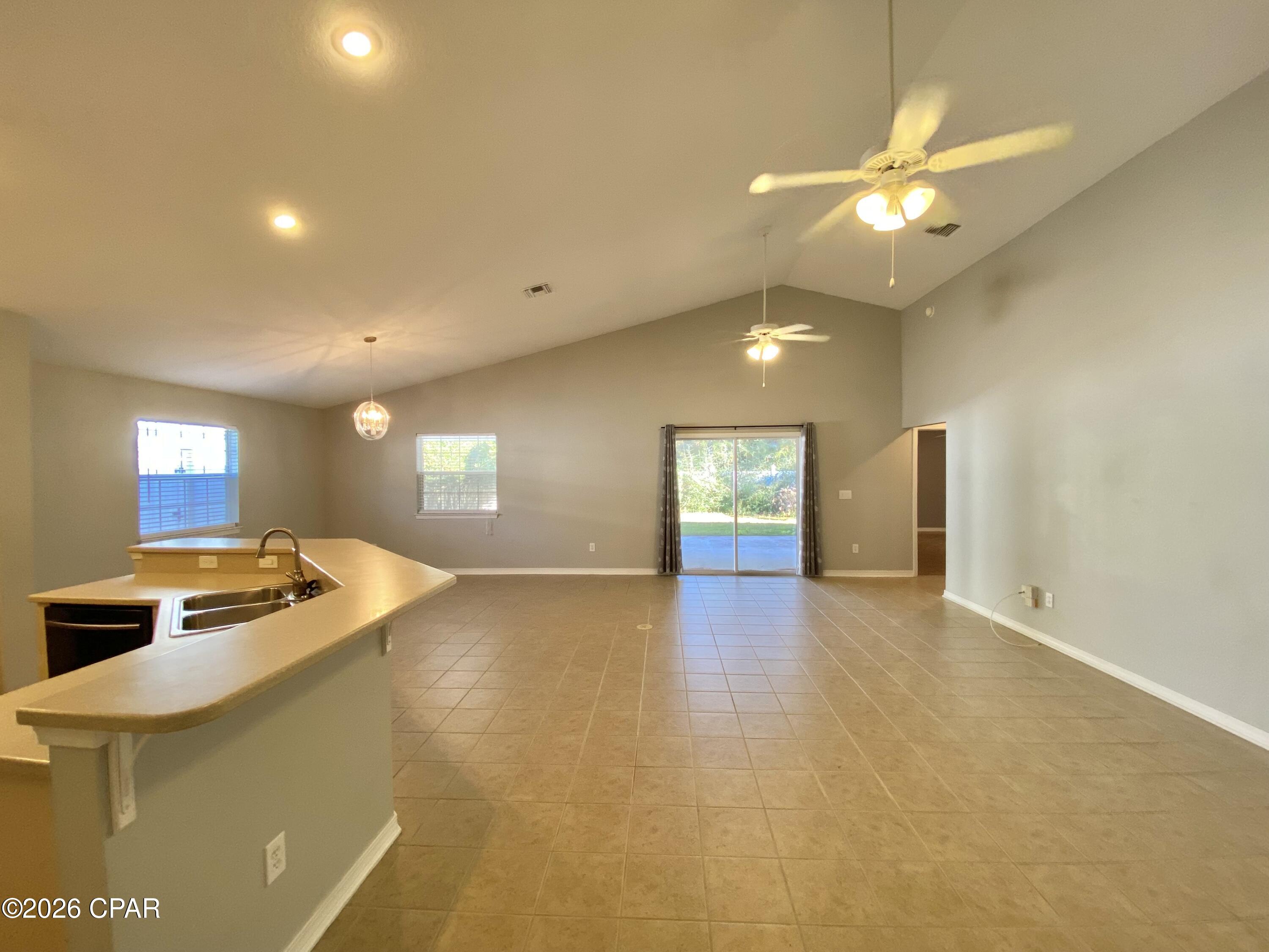 Image 11 For 503 Bainbridge Street