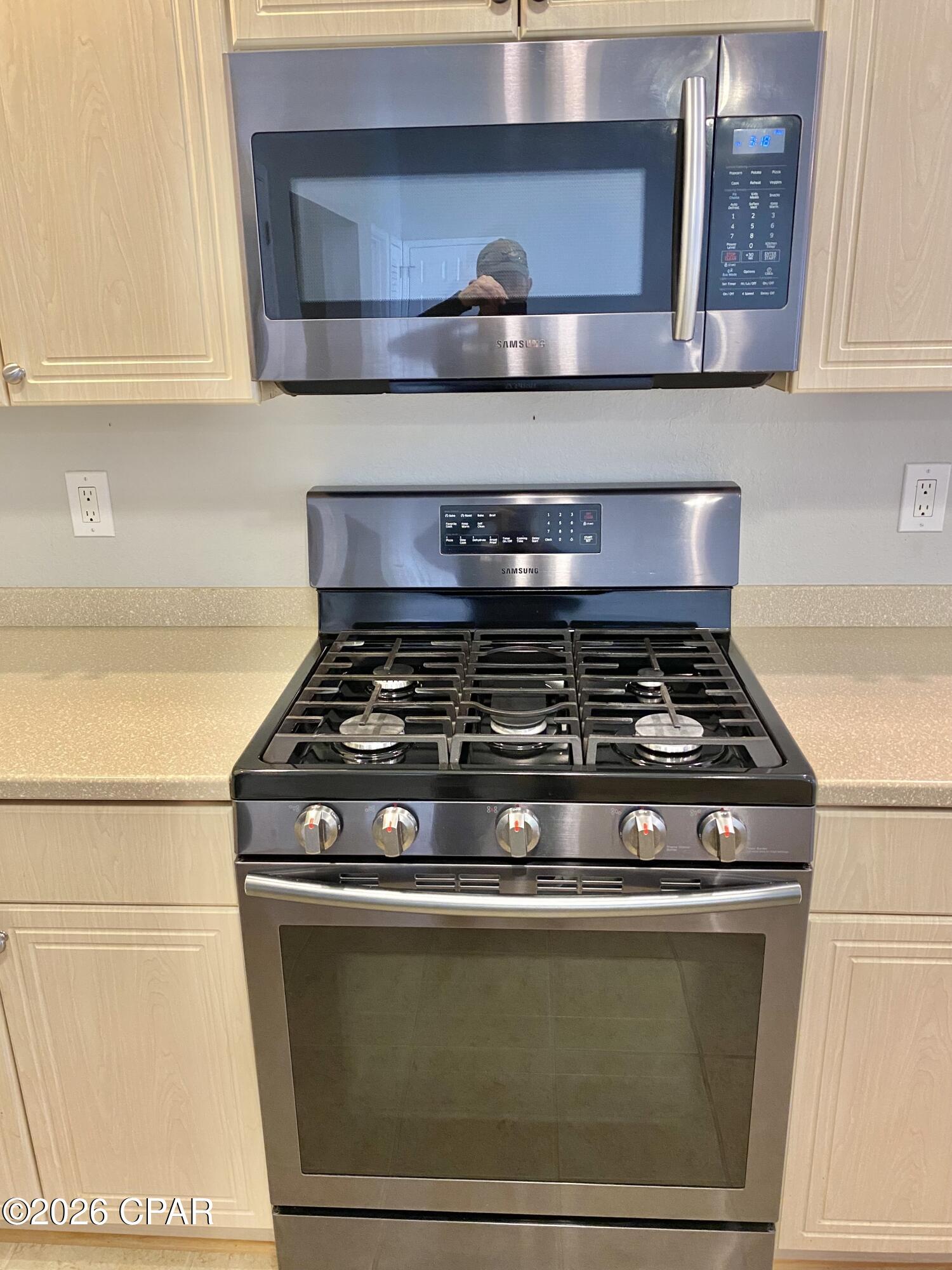 Image 21 For 503 Bainbridge Street