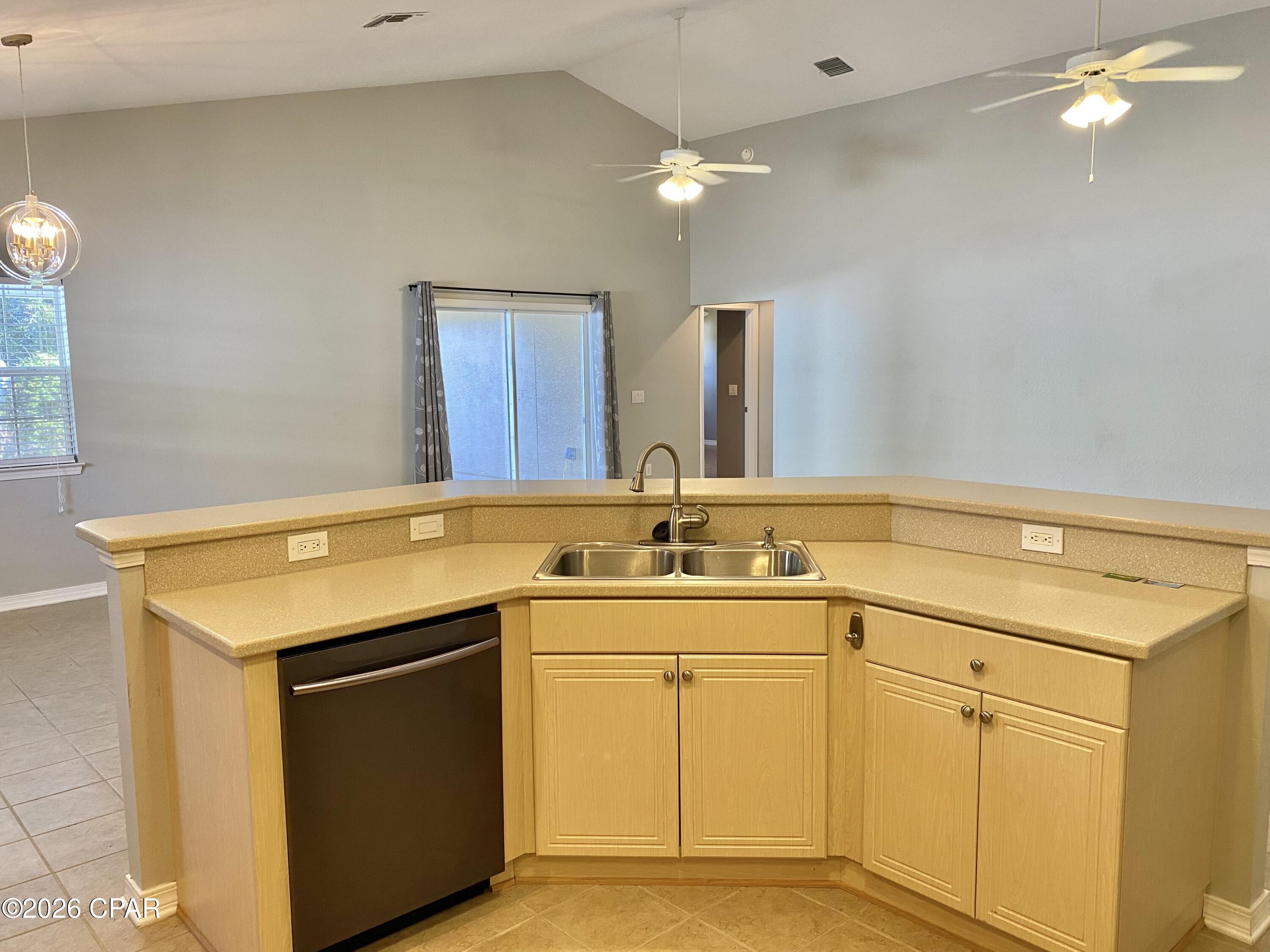 Image 24 For 503 Bainbridge Street