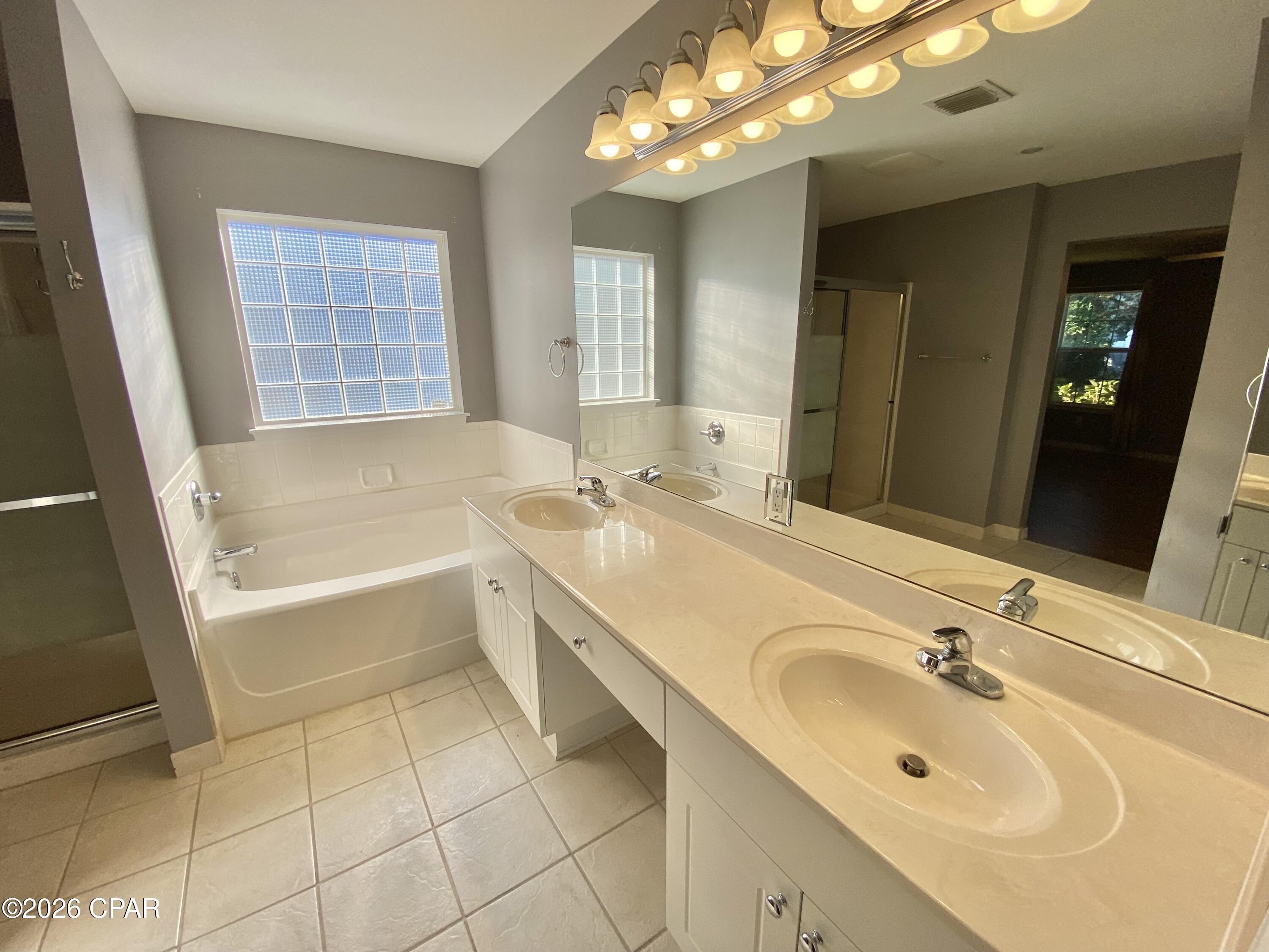 Image 35 For 503 Bainbridge Street