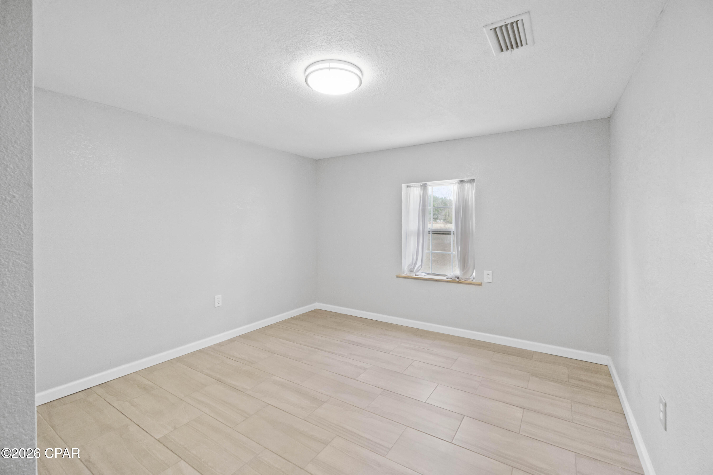 Image 15 For 470 2nd Street