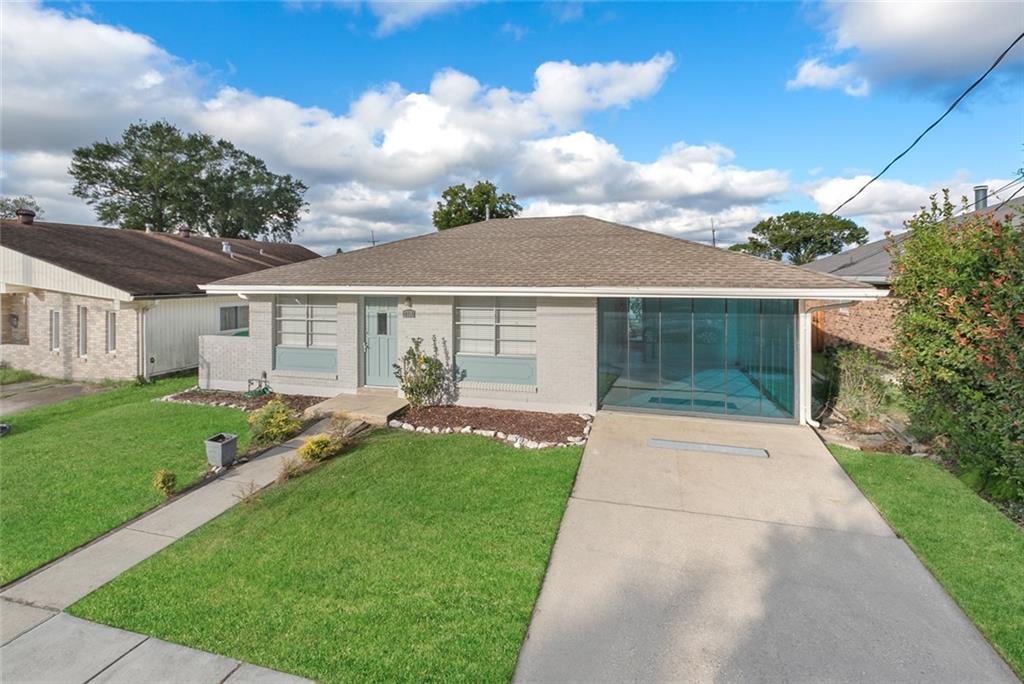 Welcome to this well maintained 3 bedroom, two bathroom home located in a desirable Metairie neighborhood. Newer a/c and 2023 roof! Featuring a stunning sunroom where you can relax and enjoy a nice cup of Joe in the morning.  This property offers comfort, functionality, and a convenient location to restaurants, schools and parks. Easy access to the interstate where you can be downtown in 15 minutes. This home is a great opportunity to live in a sought-out area with strong community appeal. A great opportunity for families, first time home buyers, or anyone looking for a place to call home. Book your showing today.