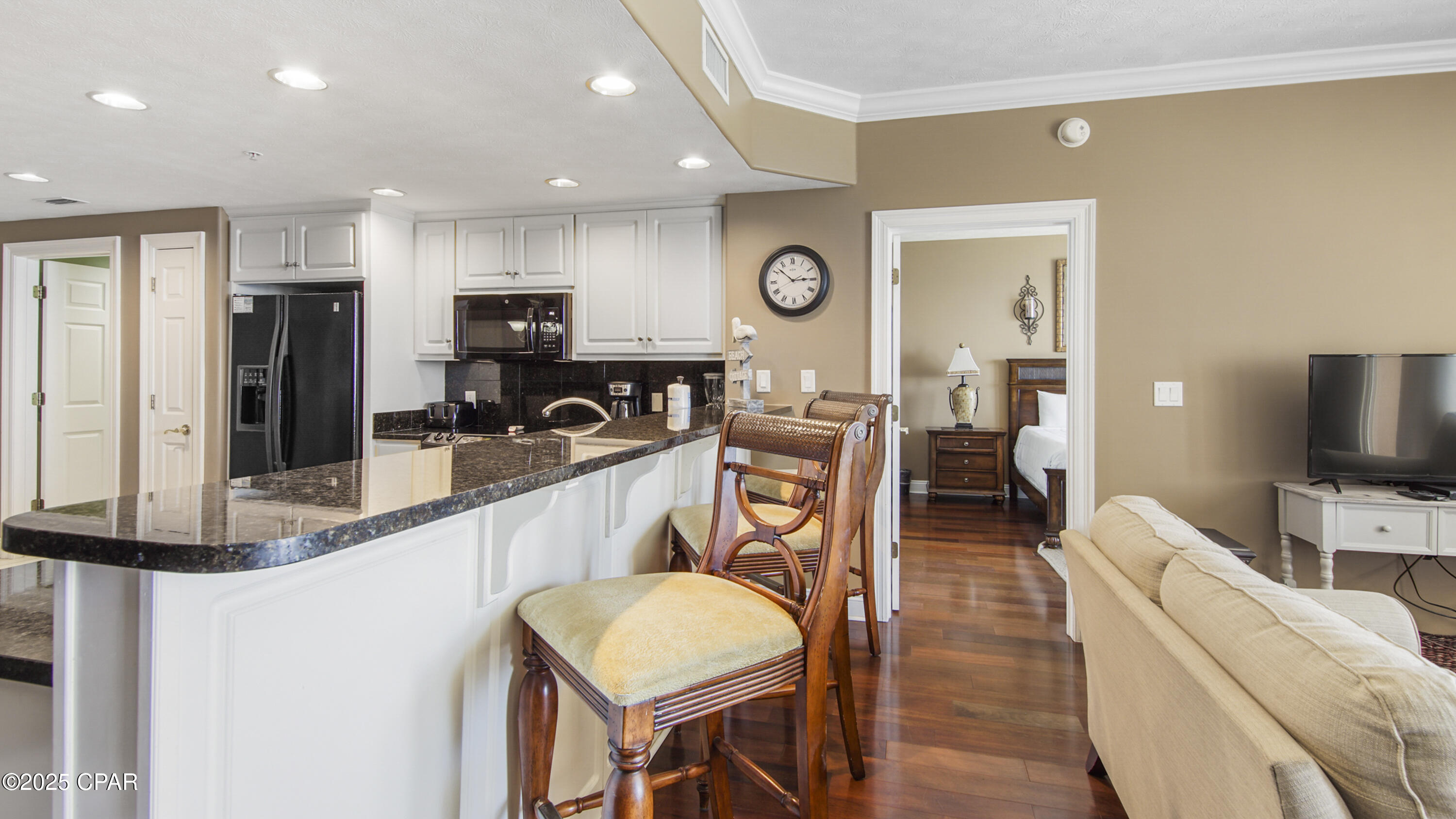 Image 14 For 5004 Thomas Drive 2202