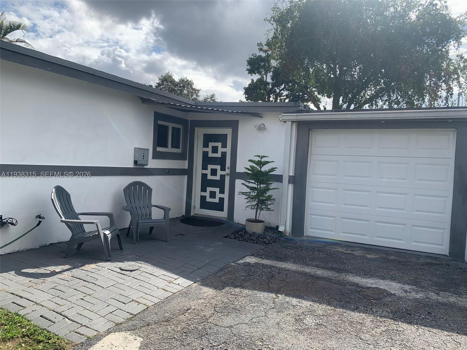 6620 Custer St, Hollywood, Florida 33024