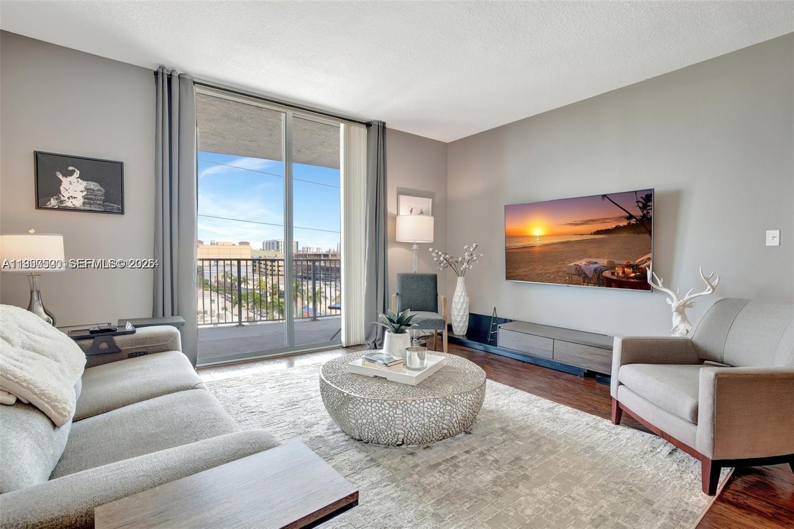 Hollywood Station Res Con