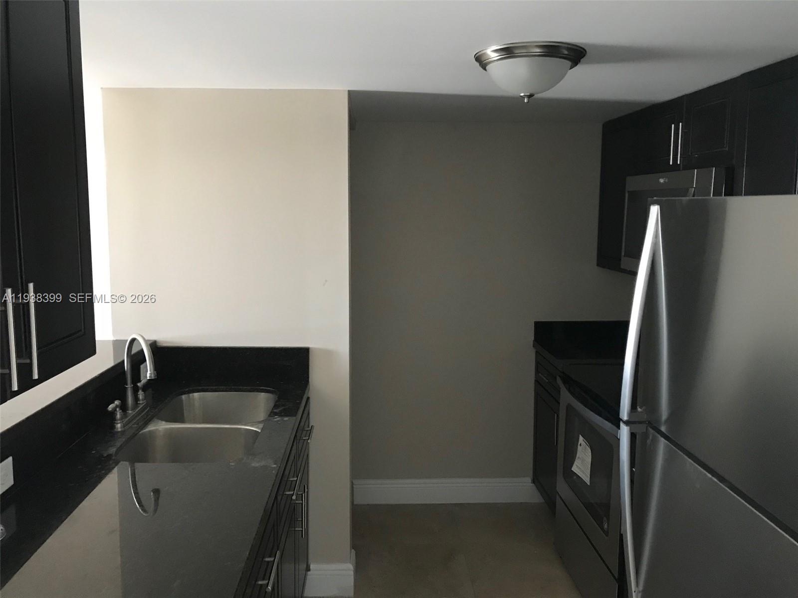 Town Park Plaza North Con