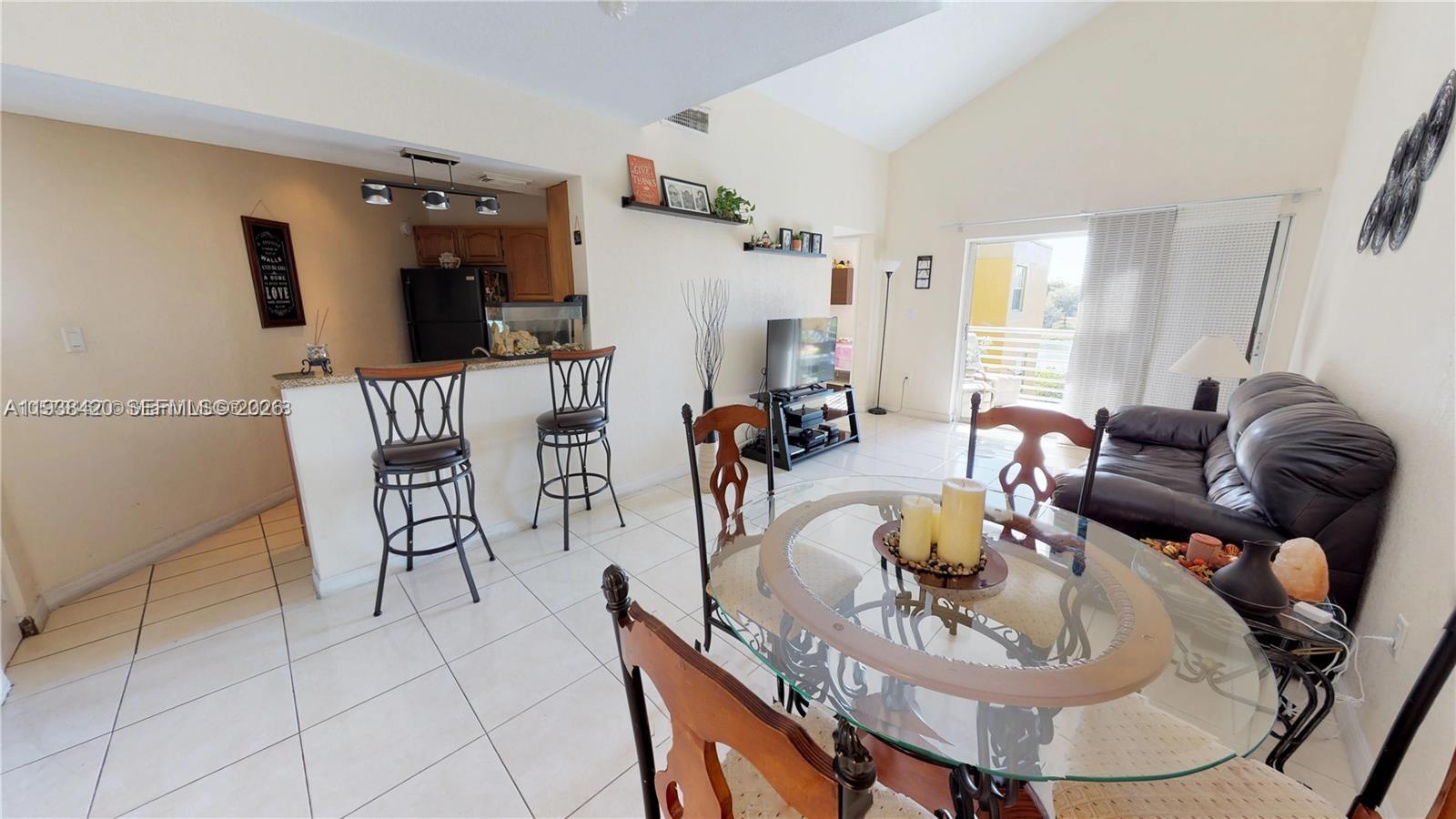 Soleil At Fontainebleau C