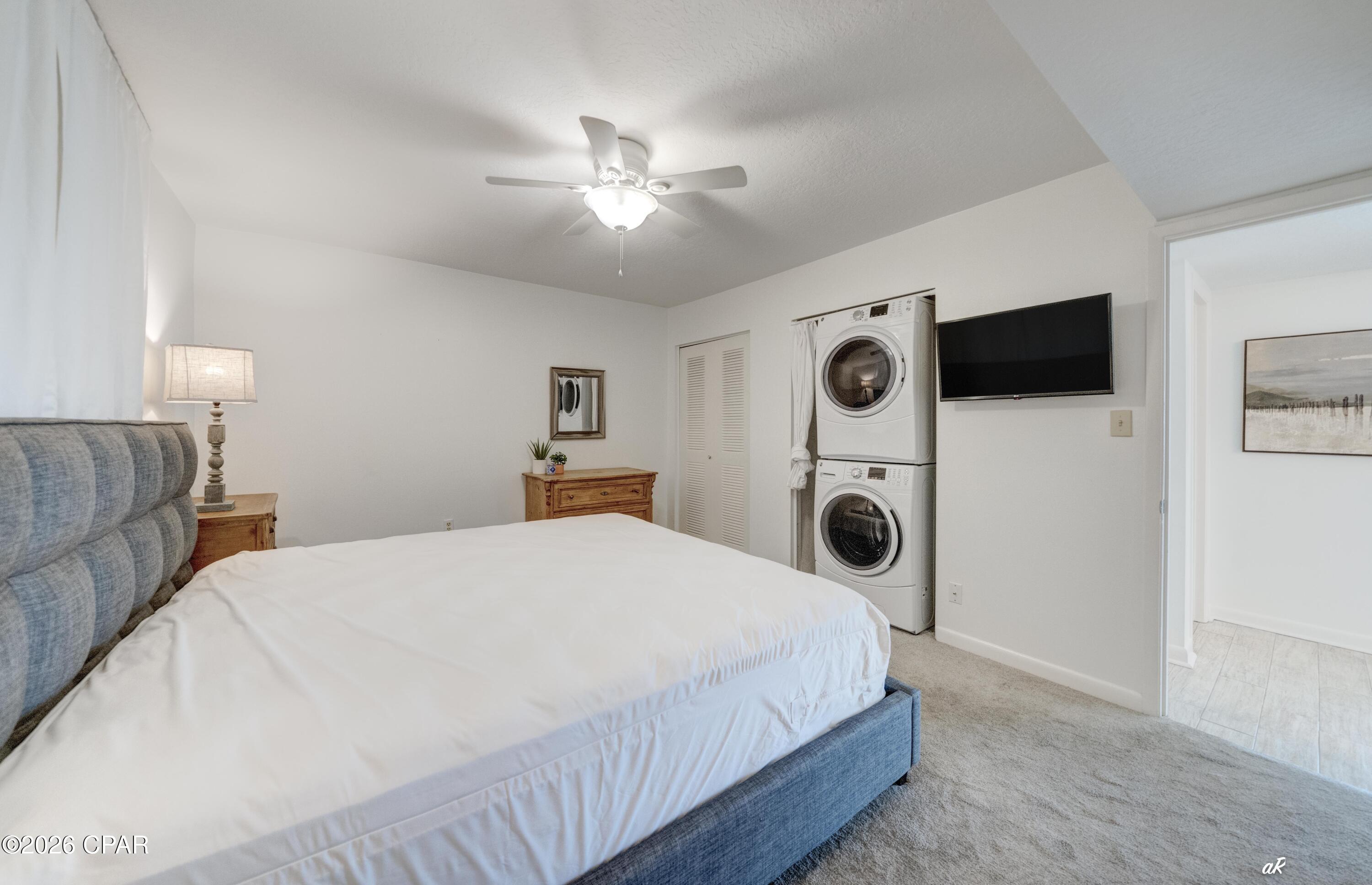 Image 24 For 30 Moreno Point Road 404a