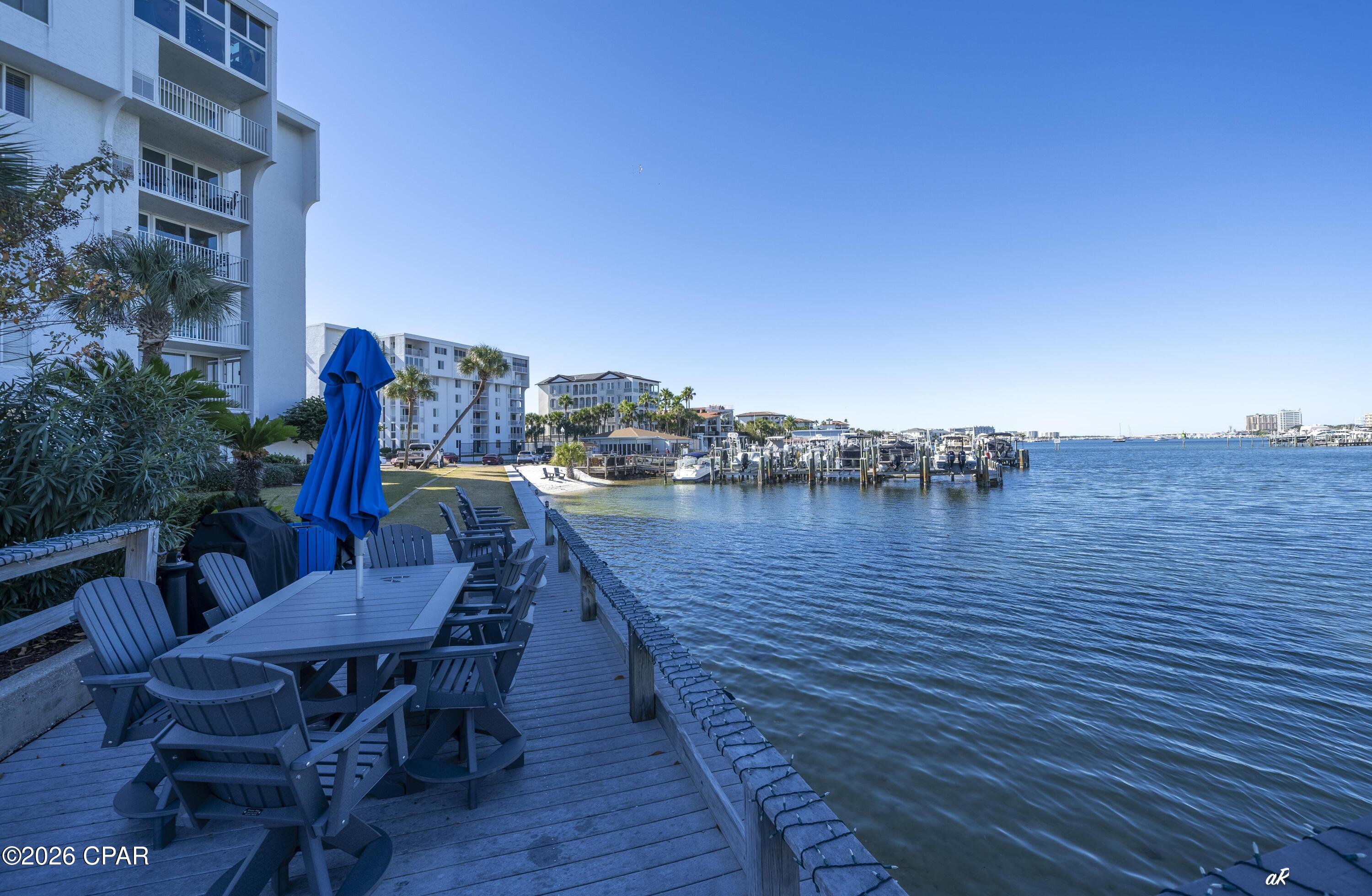 Image 40 For 30 Moreno Point Road 404a