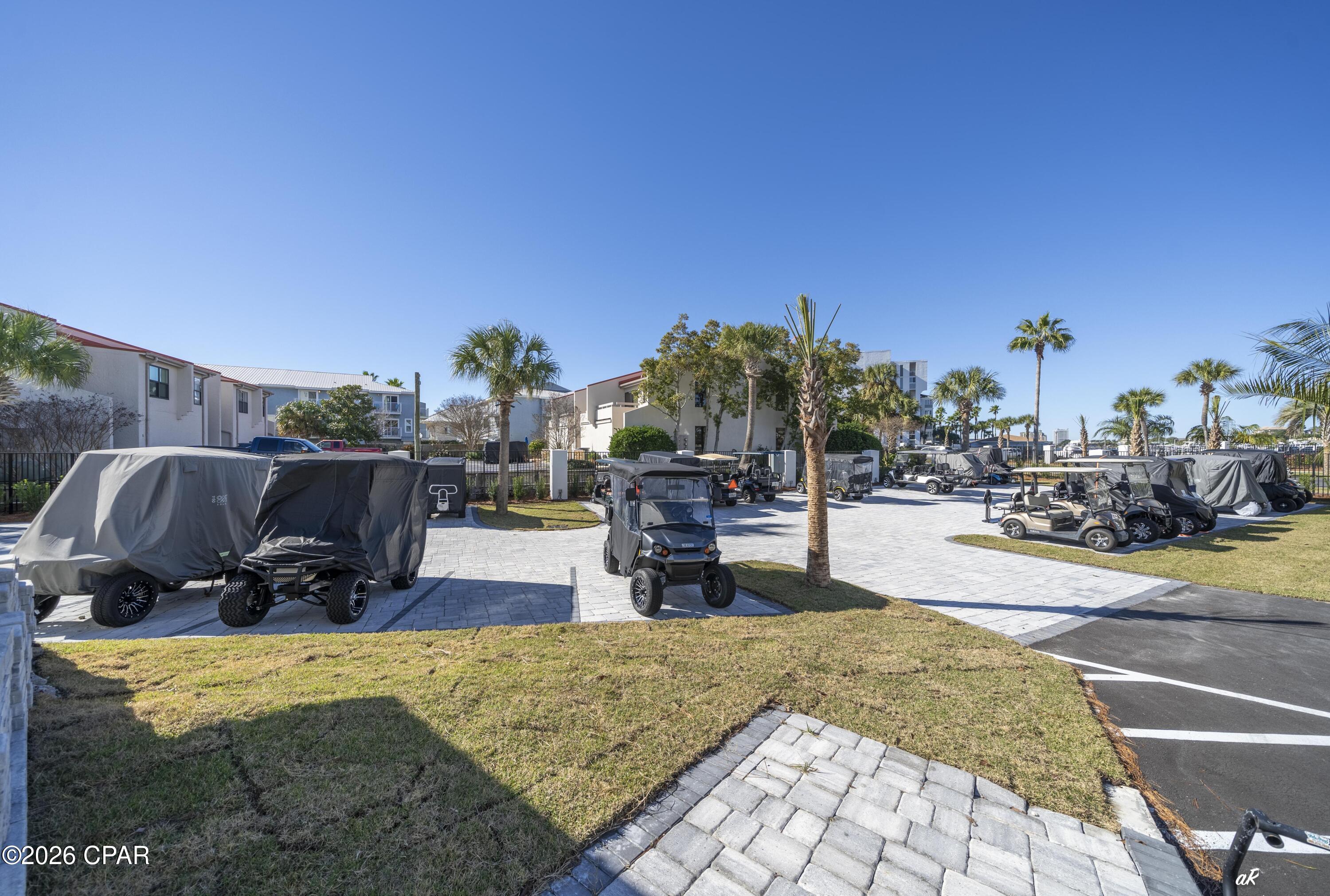 Image 41 For 30 Moreno Point Road 404a