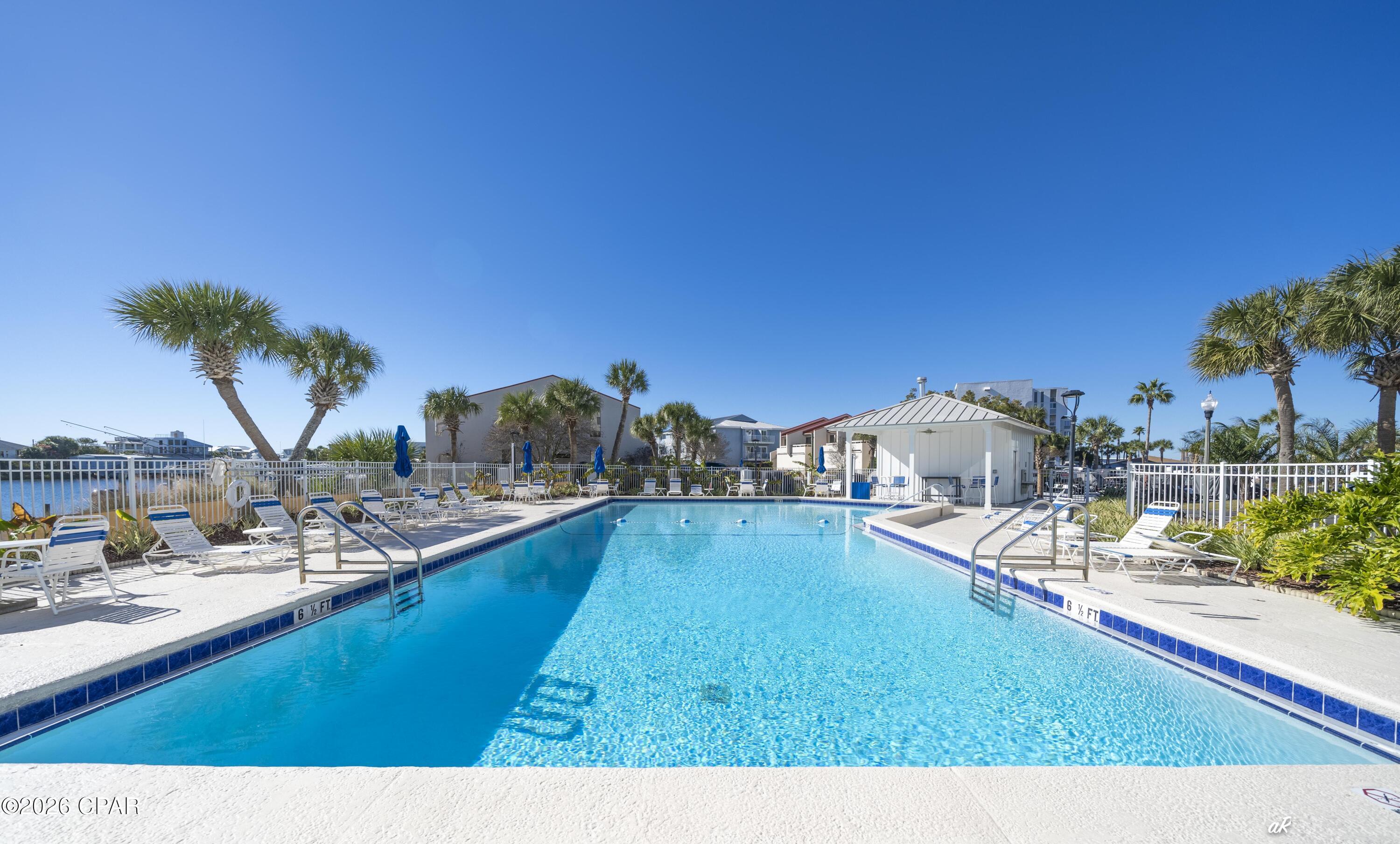 Image 45 For 30 Moreno Point Road 404a