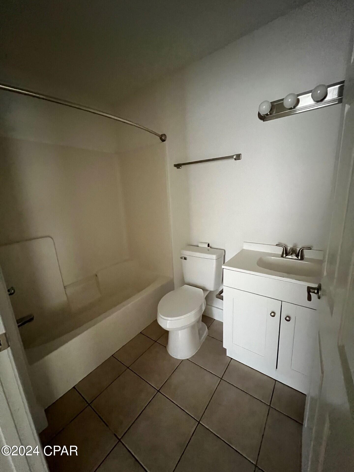 Image 2 For 9027 Houston Street