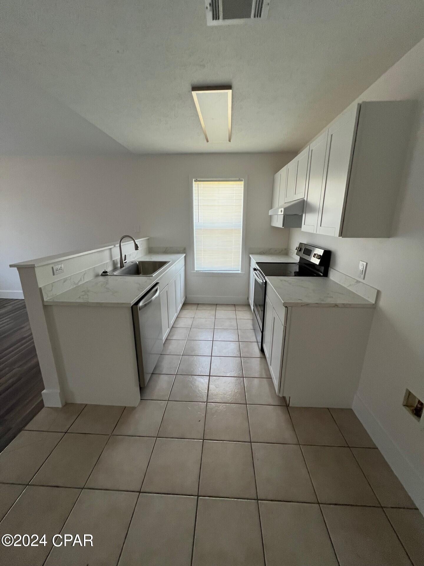 Image 4 For 9027 Houston Street