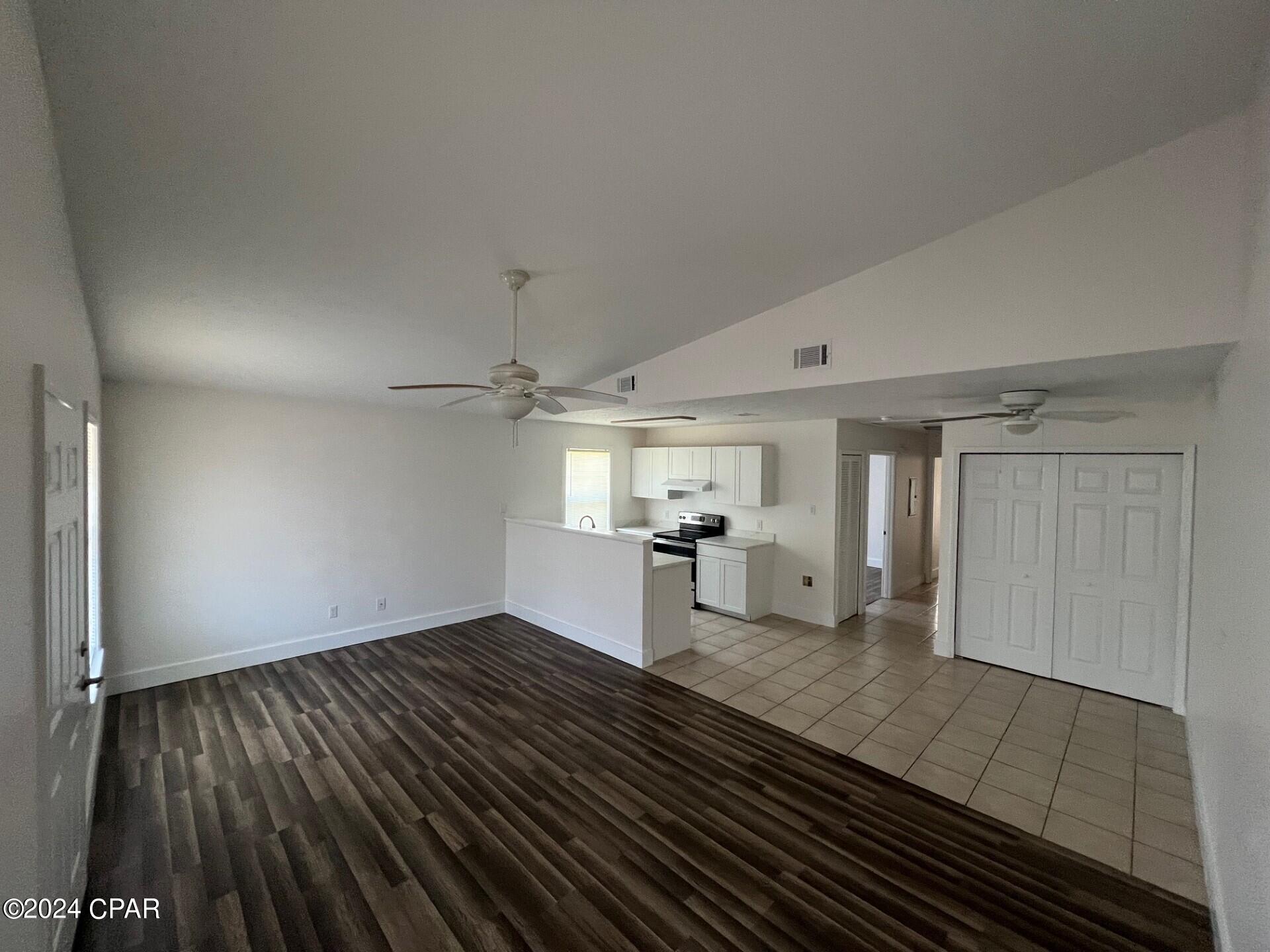 Image 6 For 9027 Houston Street