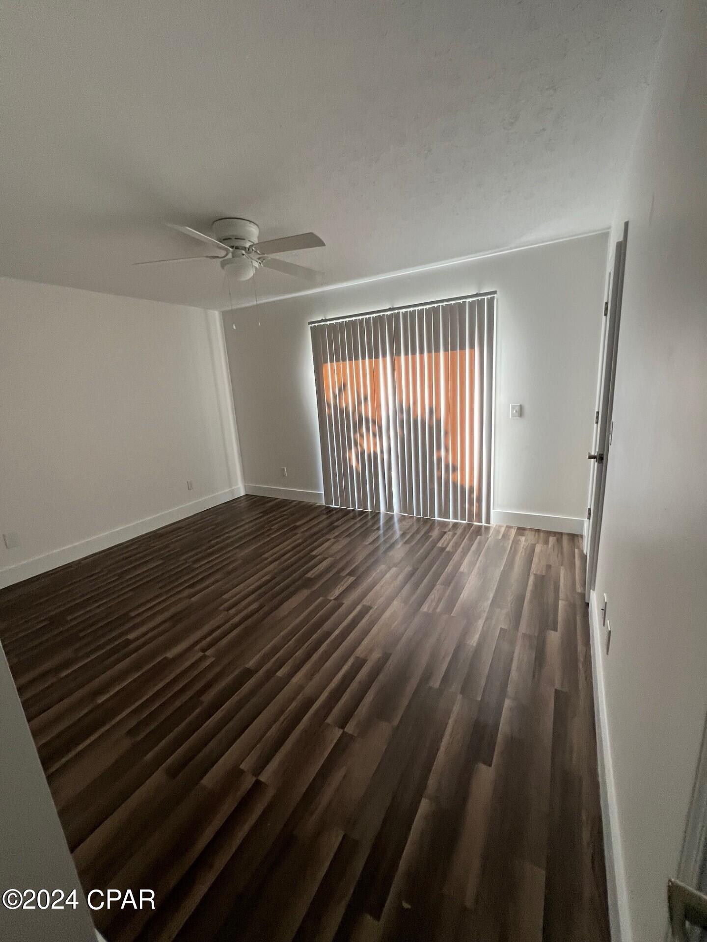 Image 7 For 9027 Houston Street