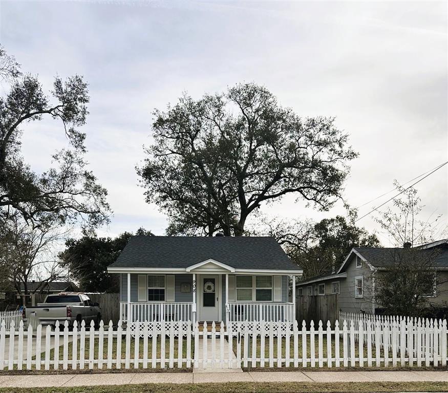 908 Sycamore St Street — photo 2