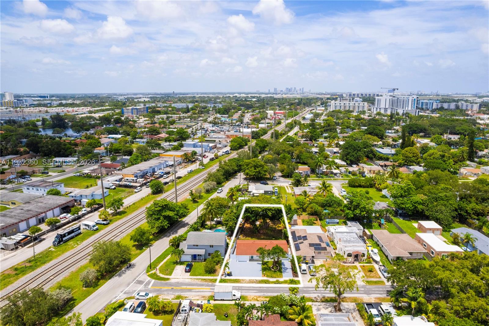 Additional living spaces at 254 4th St - Home in Dania Beach