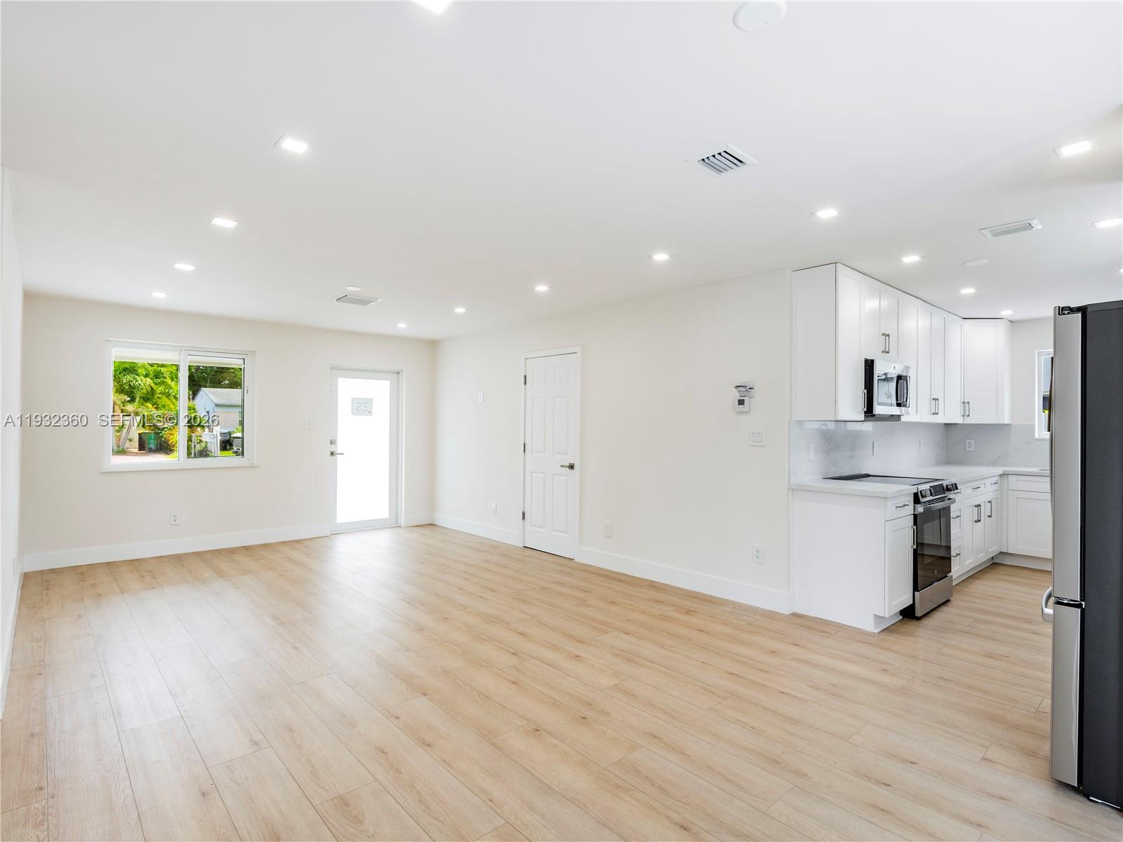 Additional property features at 254 4th St - Home in Dania Beach