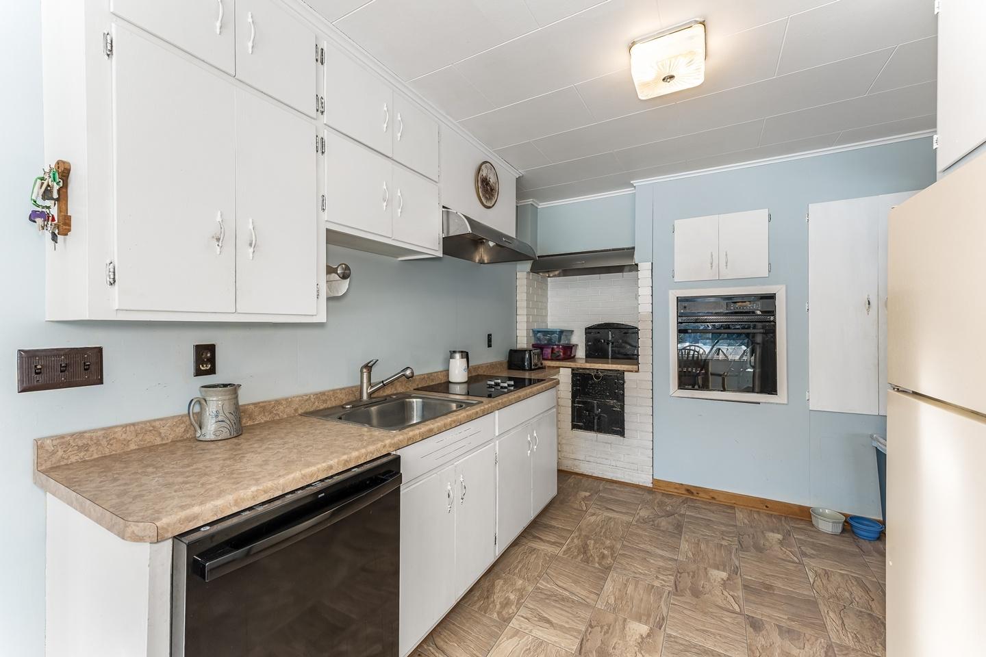 Undocumented Lake Property 5751 Echo Lake Rd E Photo 14