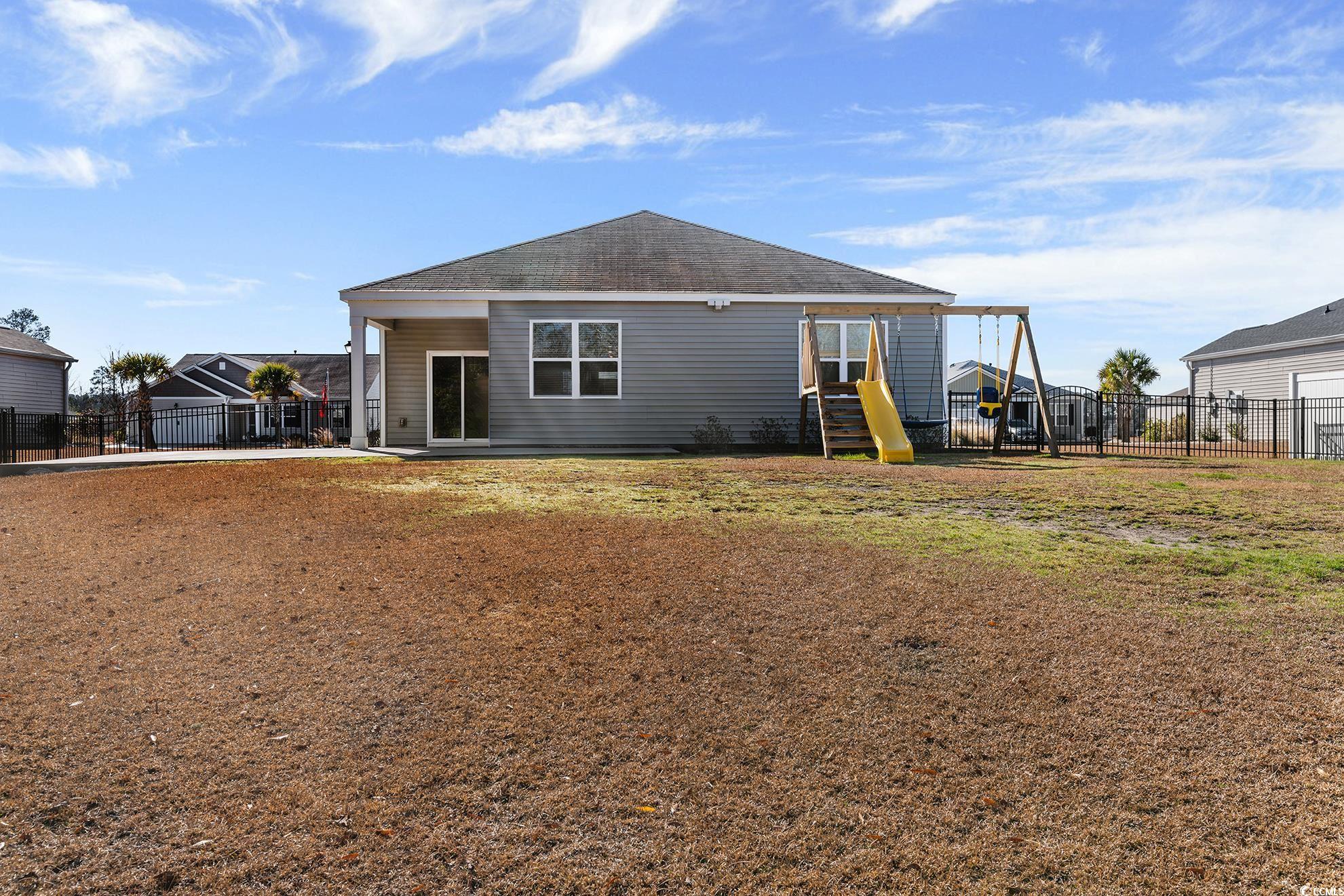 2600300 | Photo 29