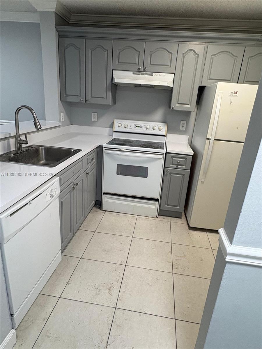 Oriole Golf & Tennis Club