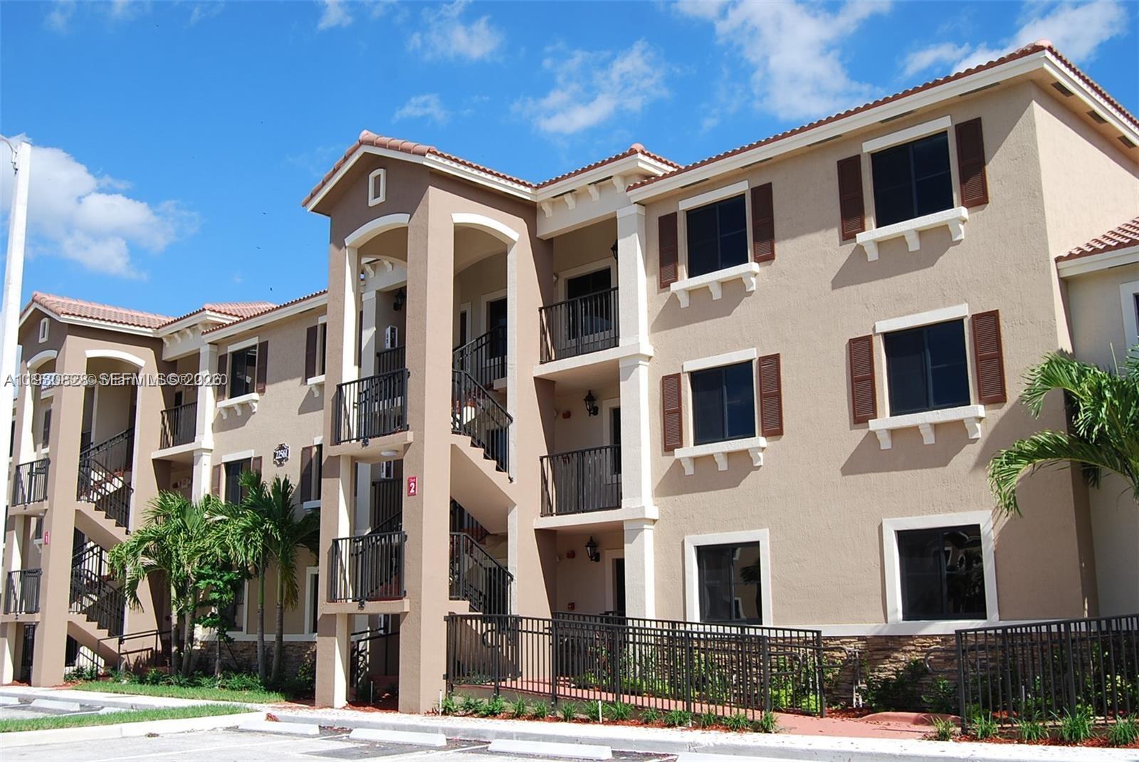 Charming 2-Bedroom Apartment in Isle of Bay Shore Location! Discover this beautifully maintained 2-bedroom apartment. Ideally located near shopping, dining, parks, and public transportation, this unit offers both convenience and comfort. Features include spacious bedrooms, a bright living area, and modern finishes throughout. Perfect for commuters or anyone looking to enjoy.