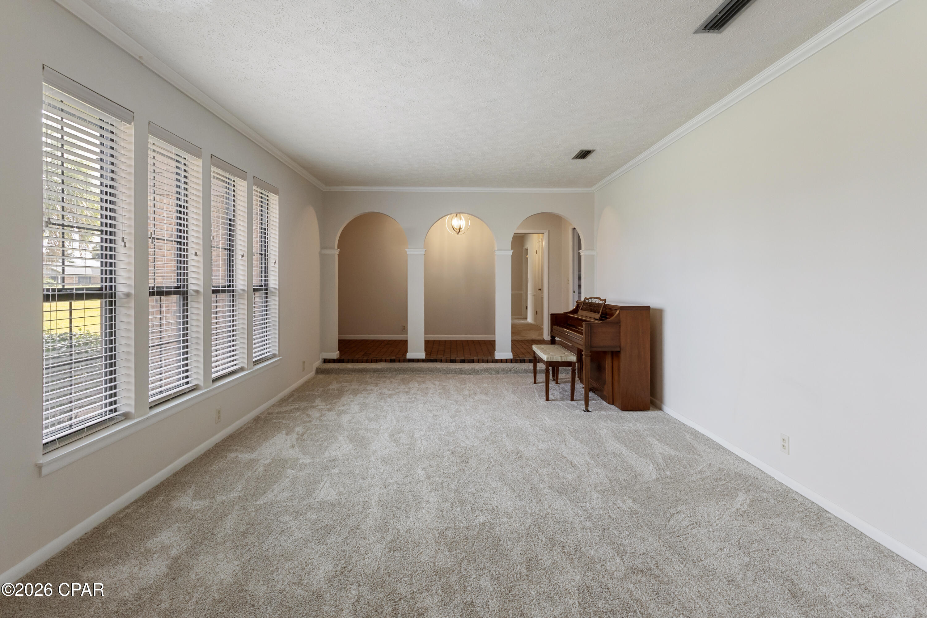 Image 3 For 141 Jenks Circle