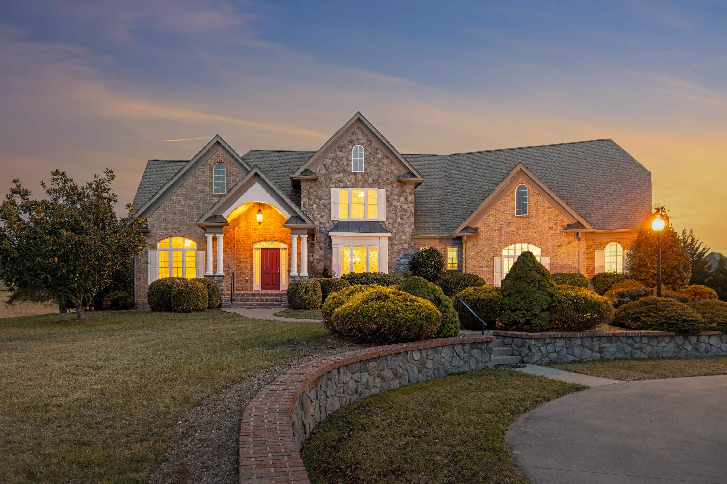 3485 BARTERBROOK RD - luxury property in Staunton, VA