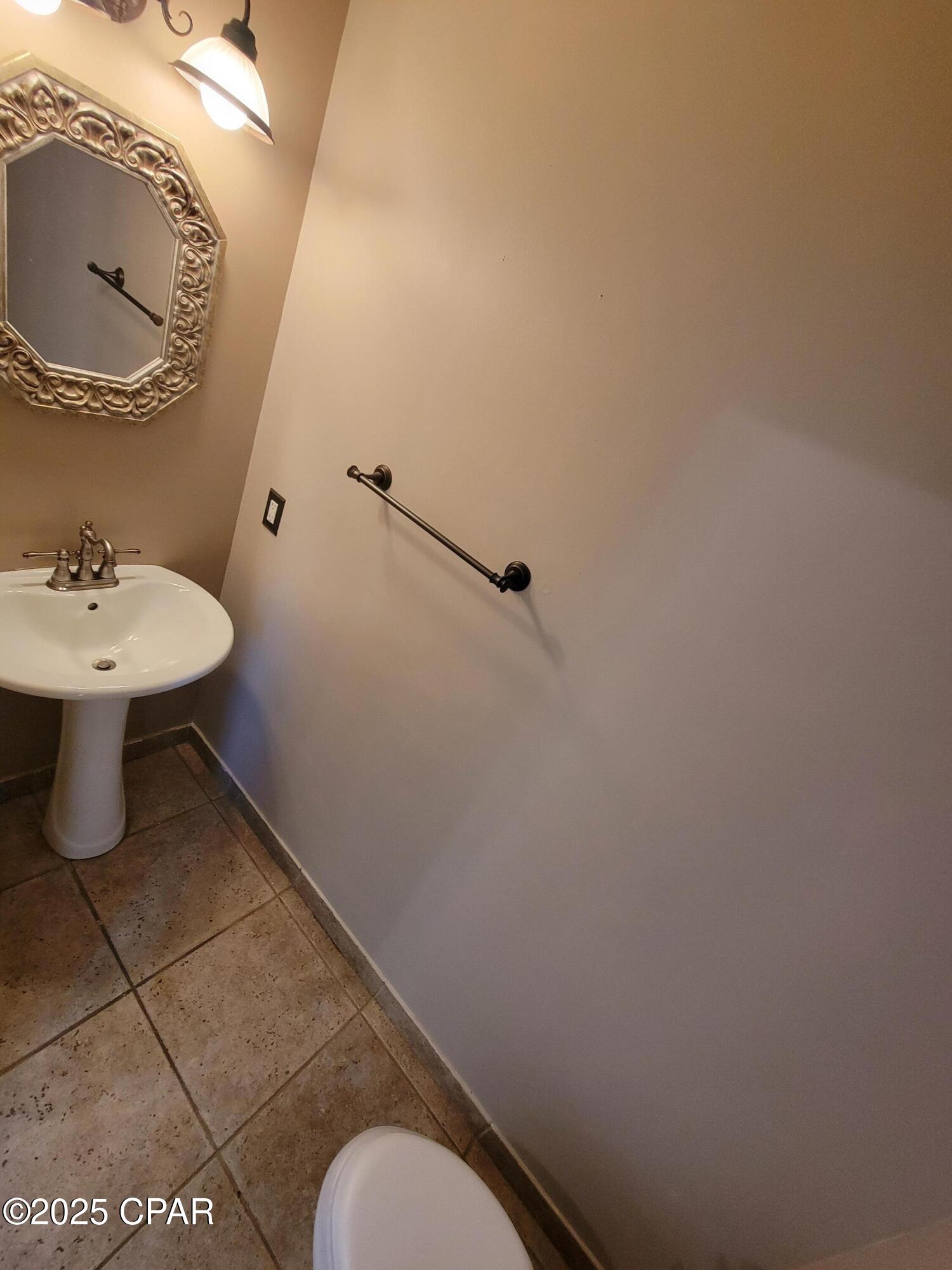 Image 12 For 121 Biltmore Place