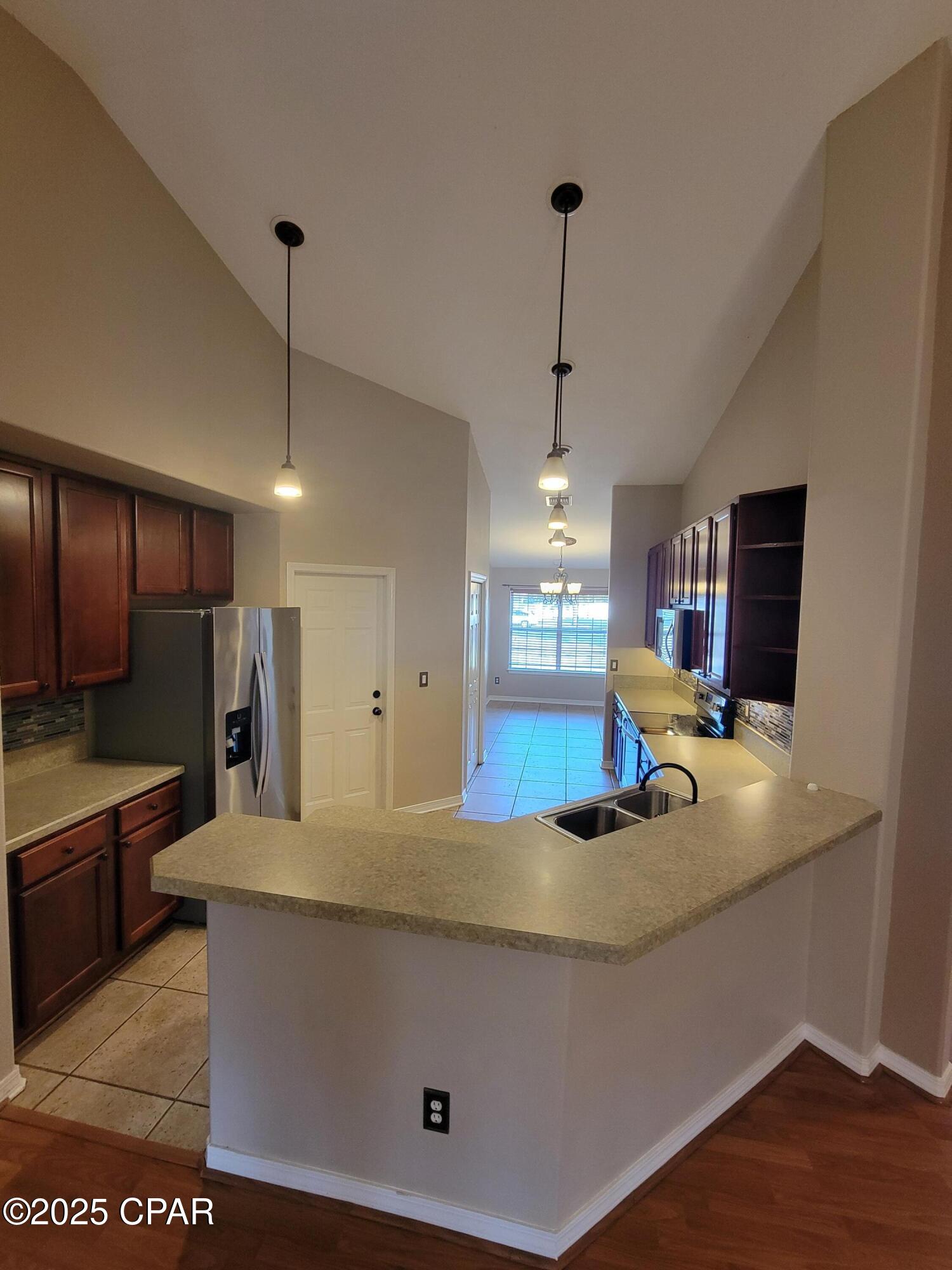 Image 24 For 121 Biltmore Place