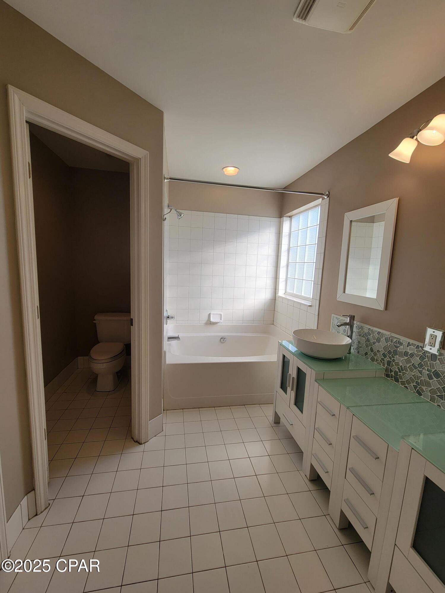 Image 35 For 121 Biltmore Place