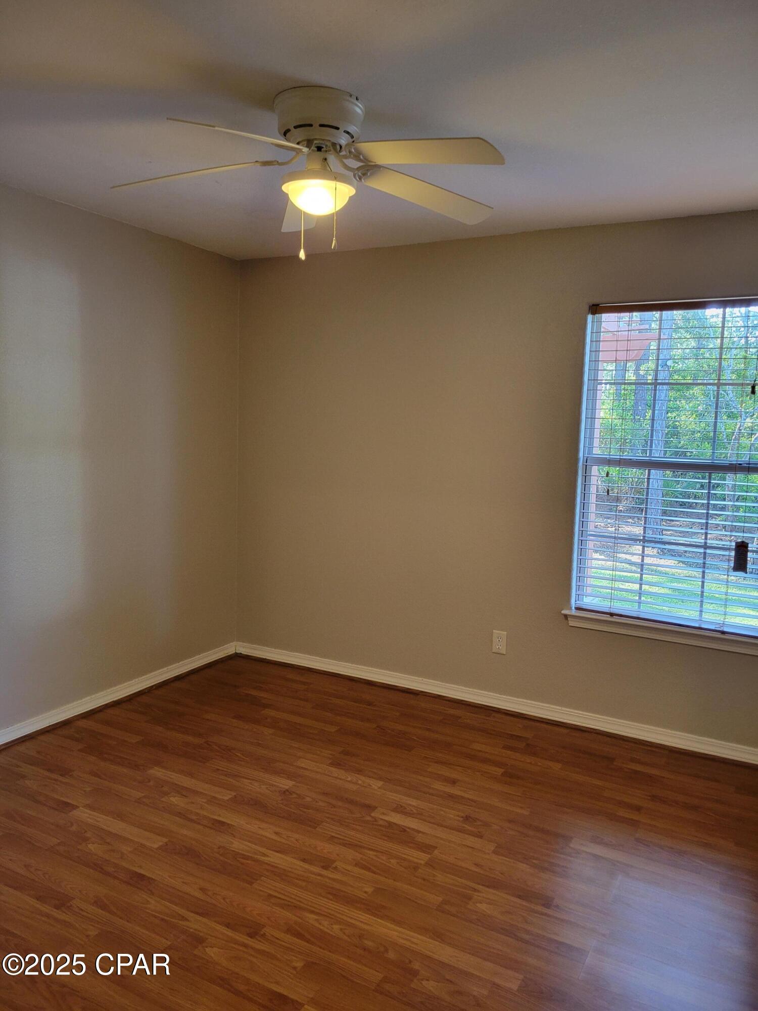 Image 39 For 121 Biltmore Place