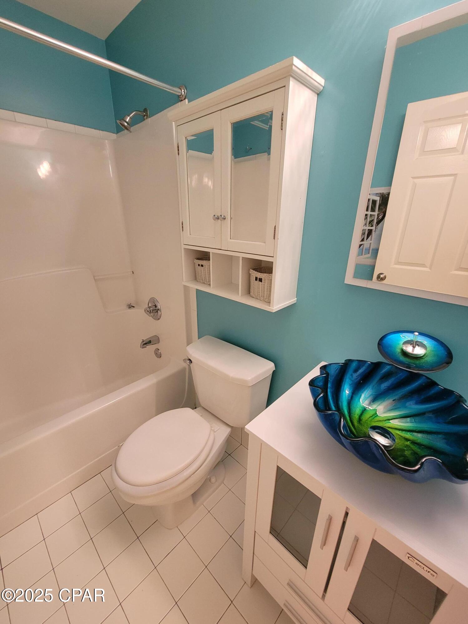 Image 40 For 121 Biltmore Place