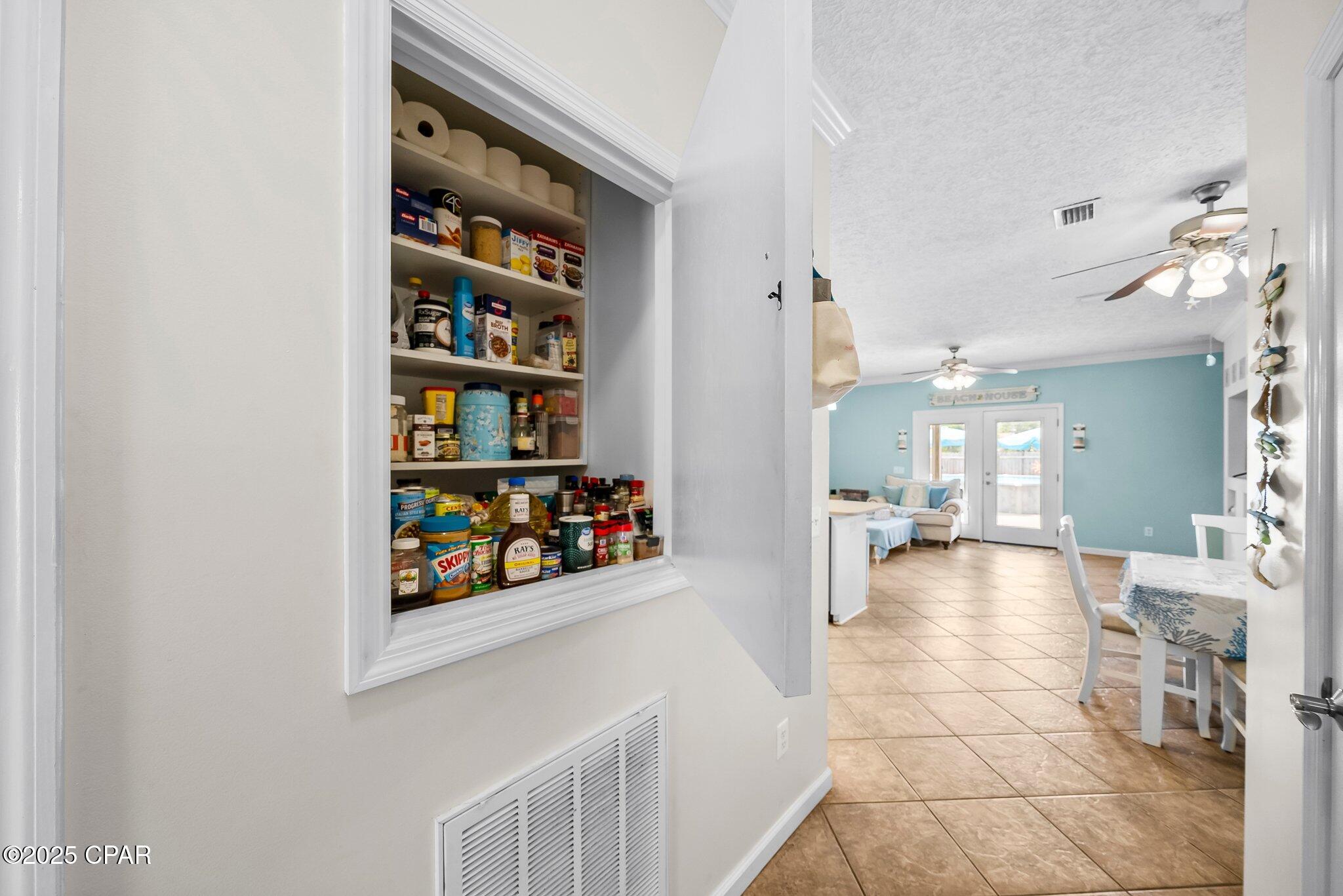 Image 7 For 6440 Summer Oak Drive A