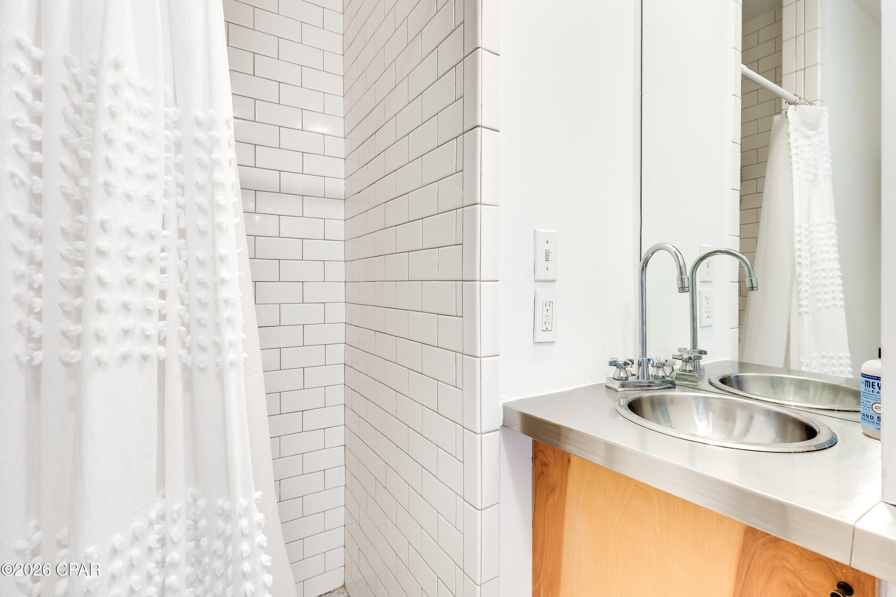 Image 37 For 2979 County Highway 395