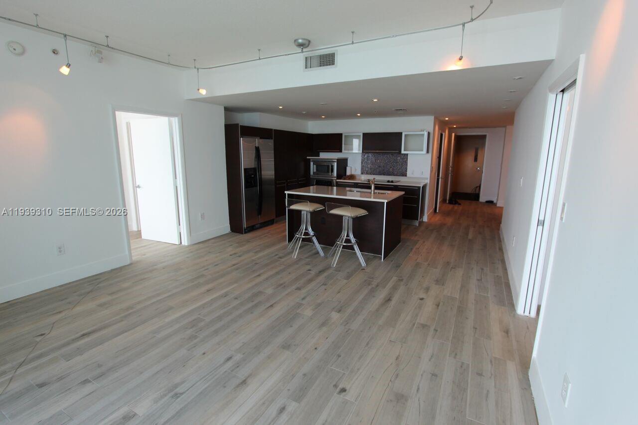 Quantum On The Bay Condo