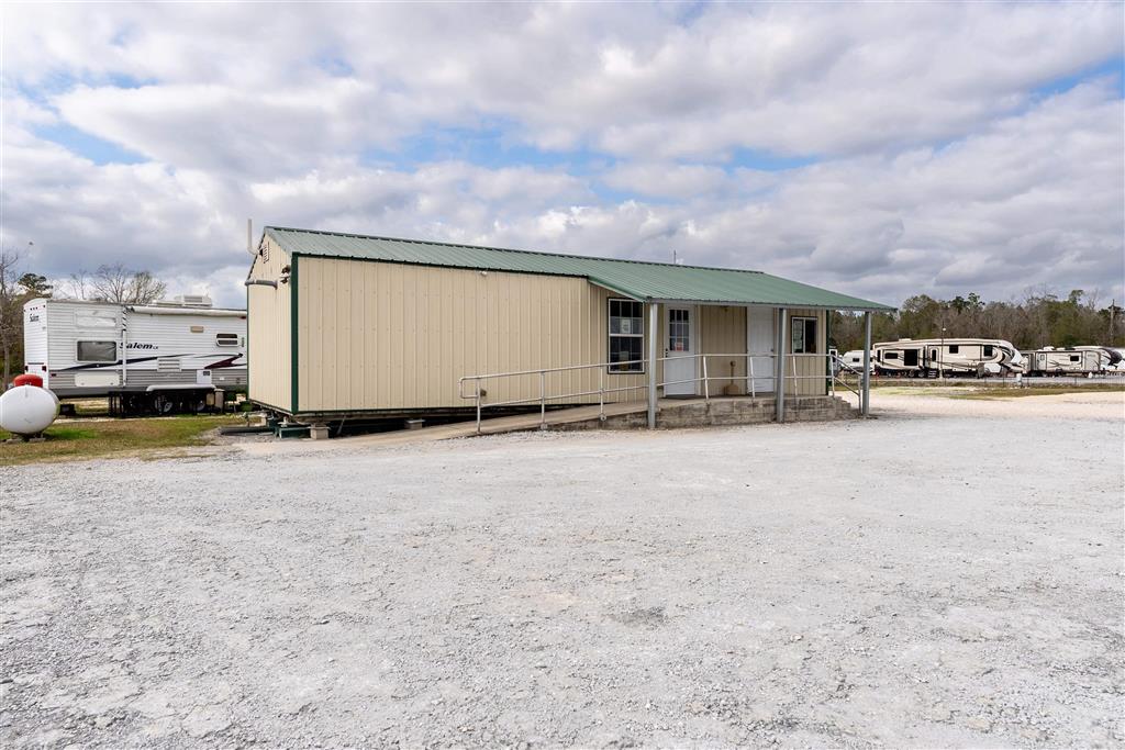 15690 Highway 171 — photo 4