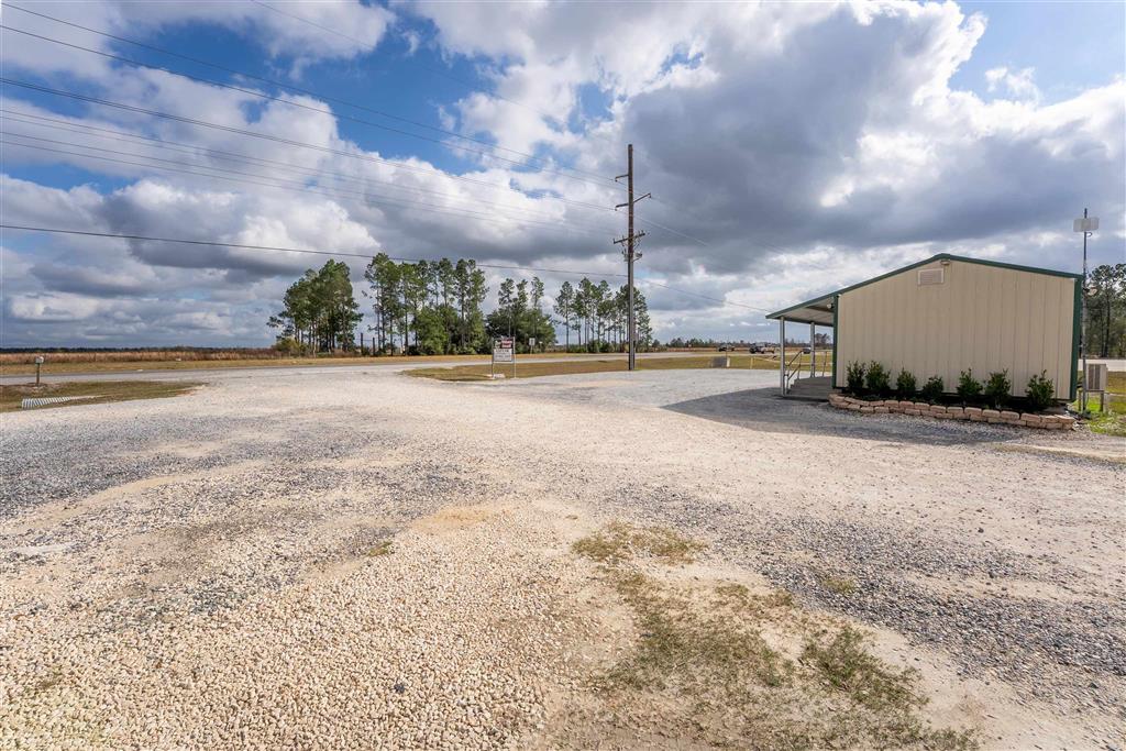 15690 Highway 171 — photo 5