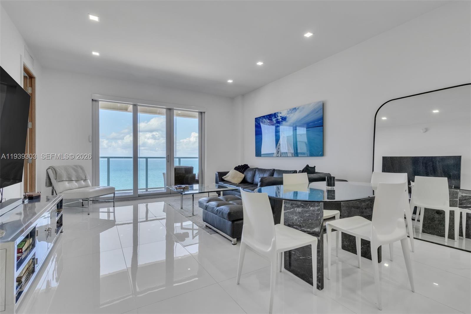 Arlen Beach Condo