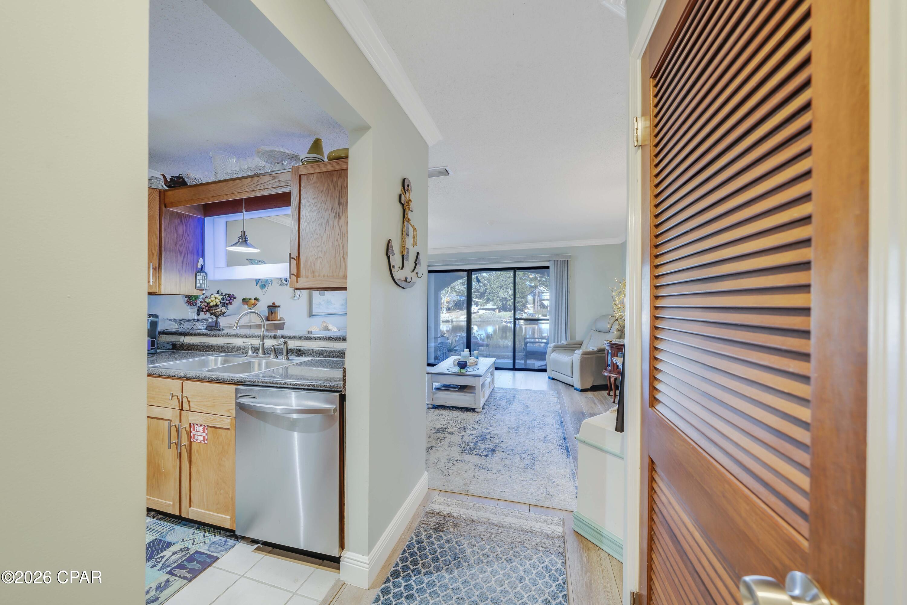 Image 20 For 8730 Thomas Drive 104