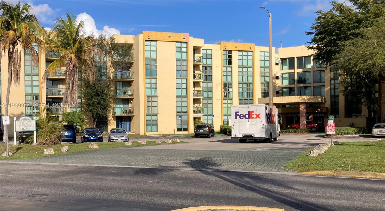 International Park I Cond