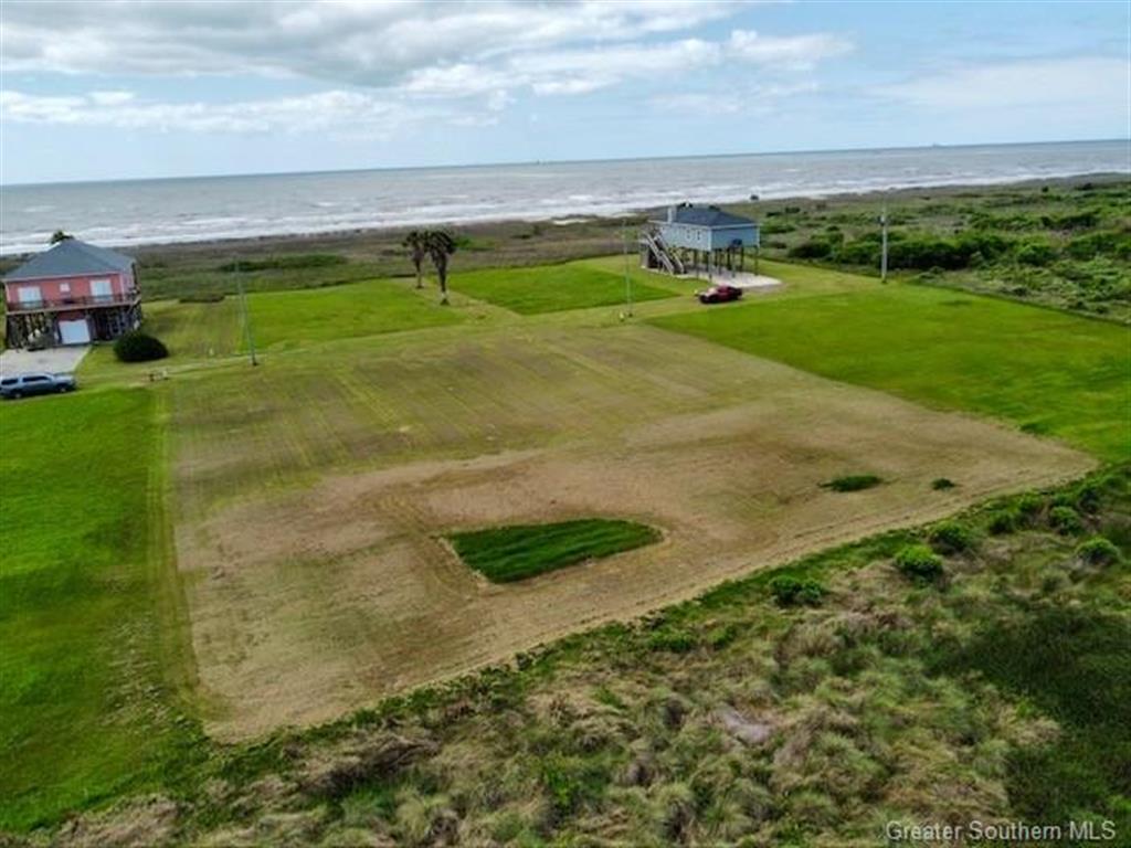 13 Pelican Beach Drive — photo 2