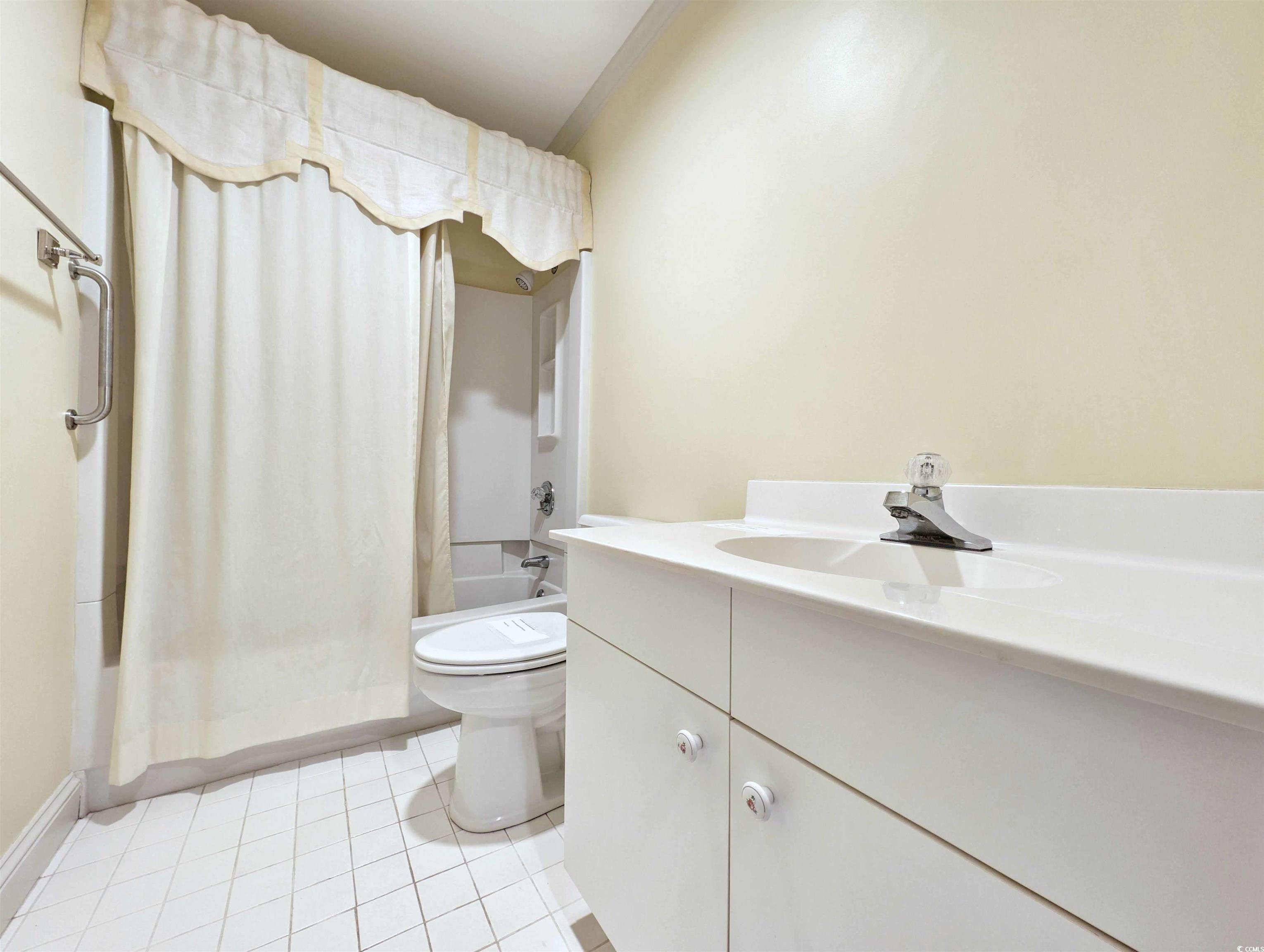 2600350 | Photo 25