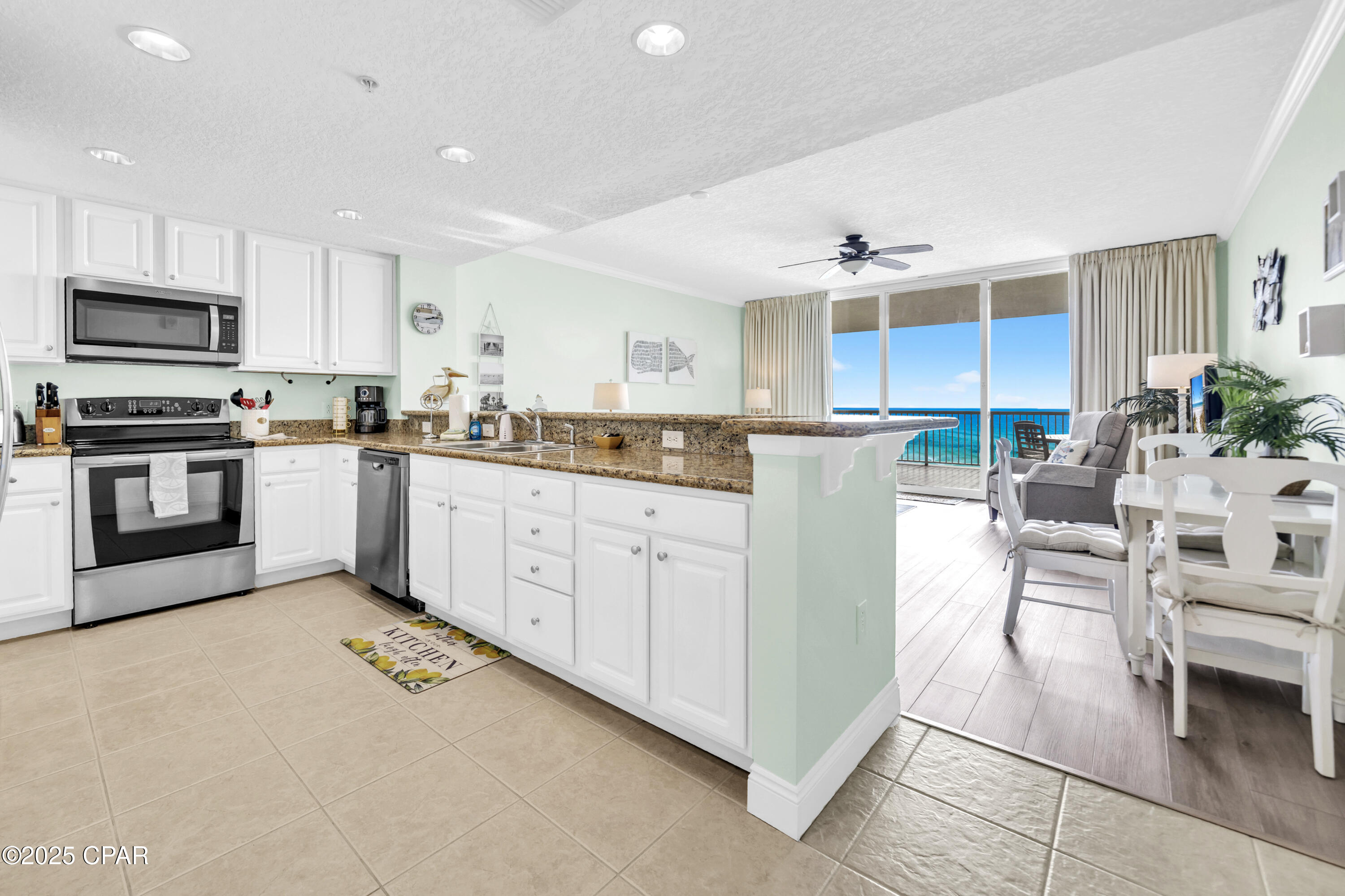 Image 11 For 17281 Front Beach Road 1404