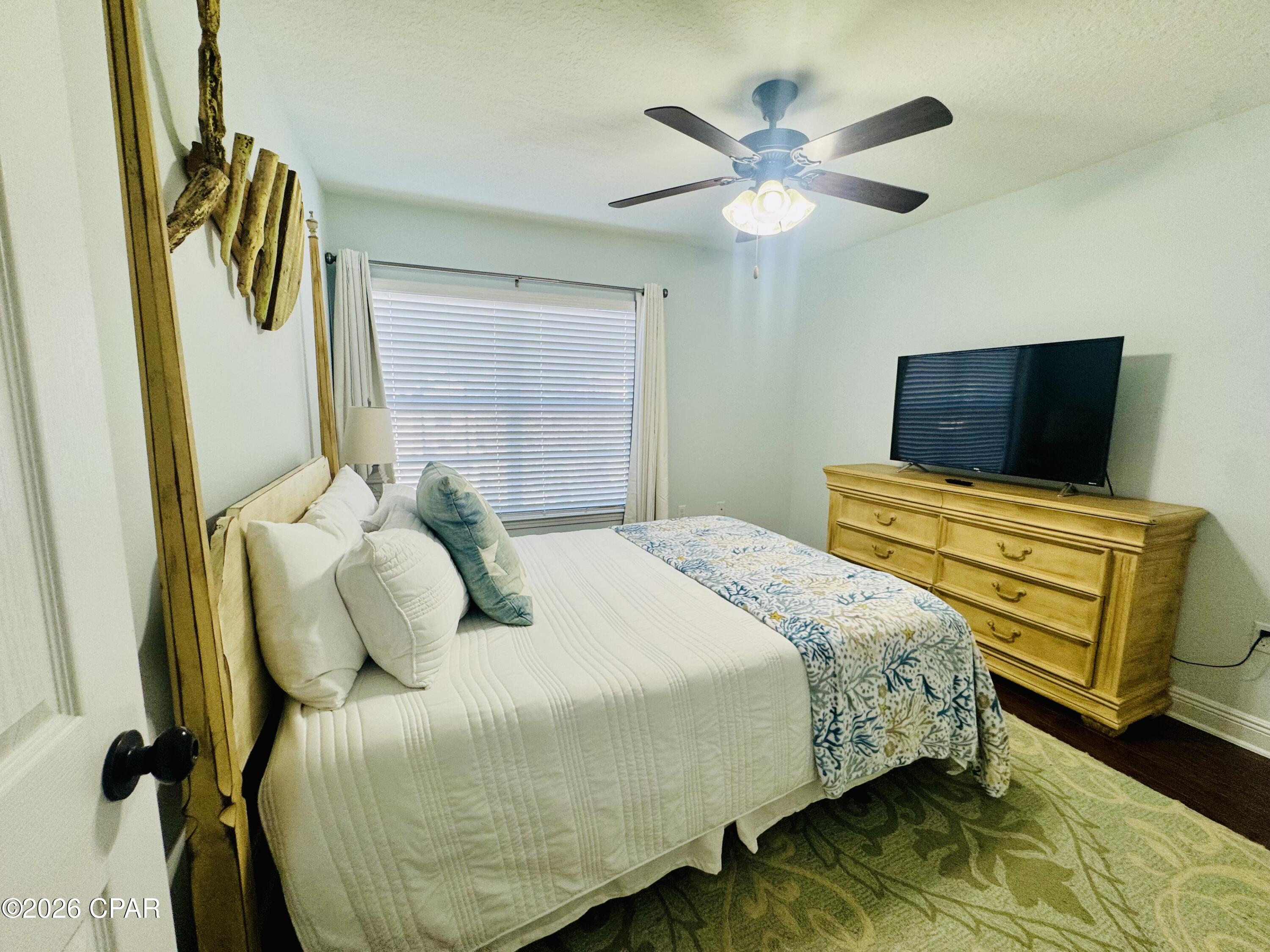 Image 19 For 6 Barbados Lane