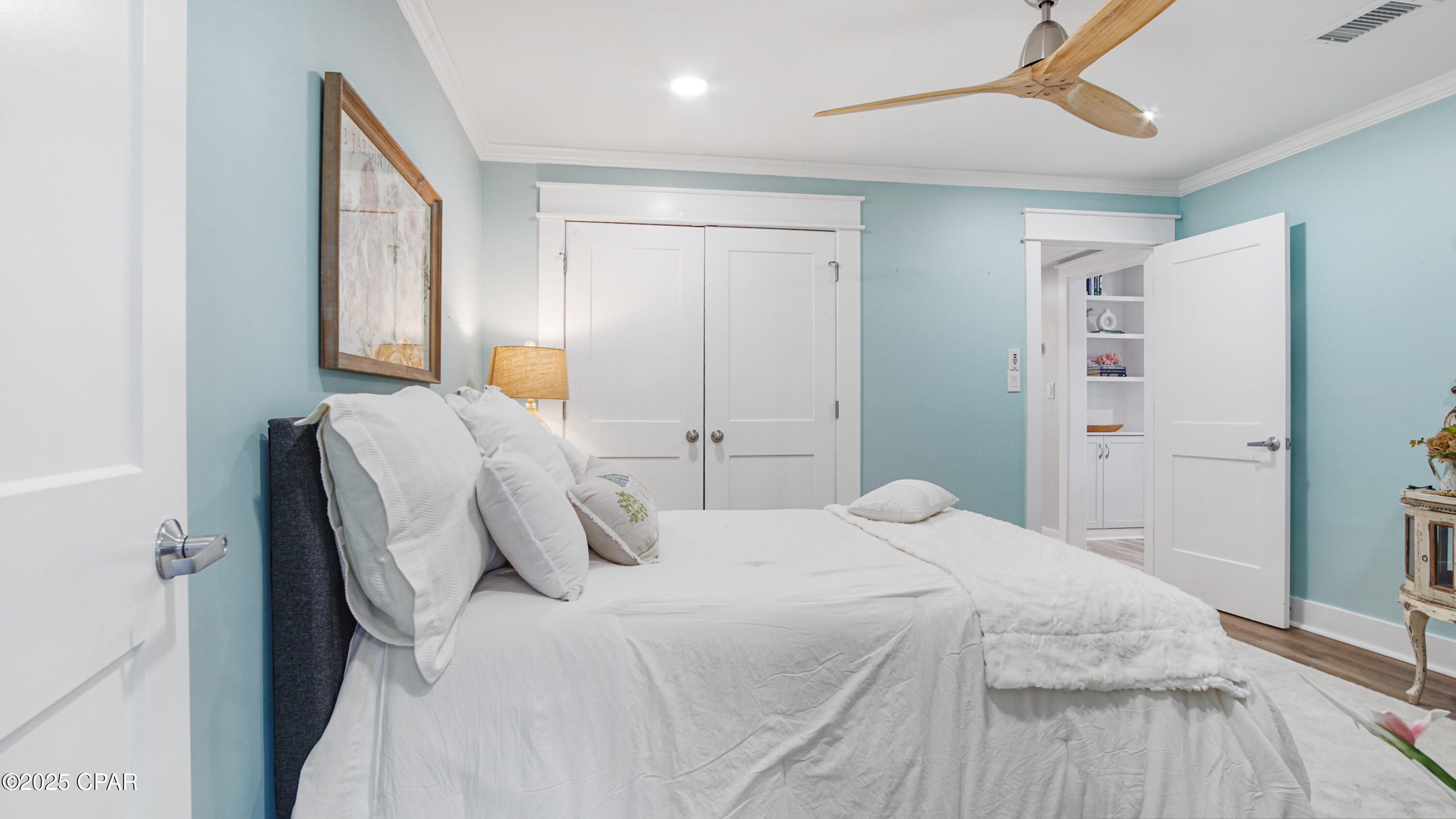 Image 22 For 2501 High Avenue