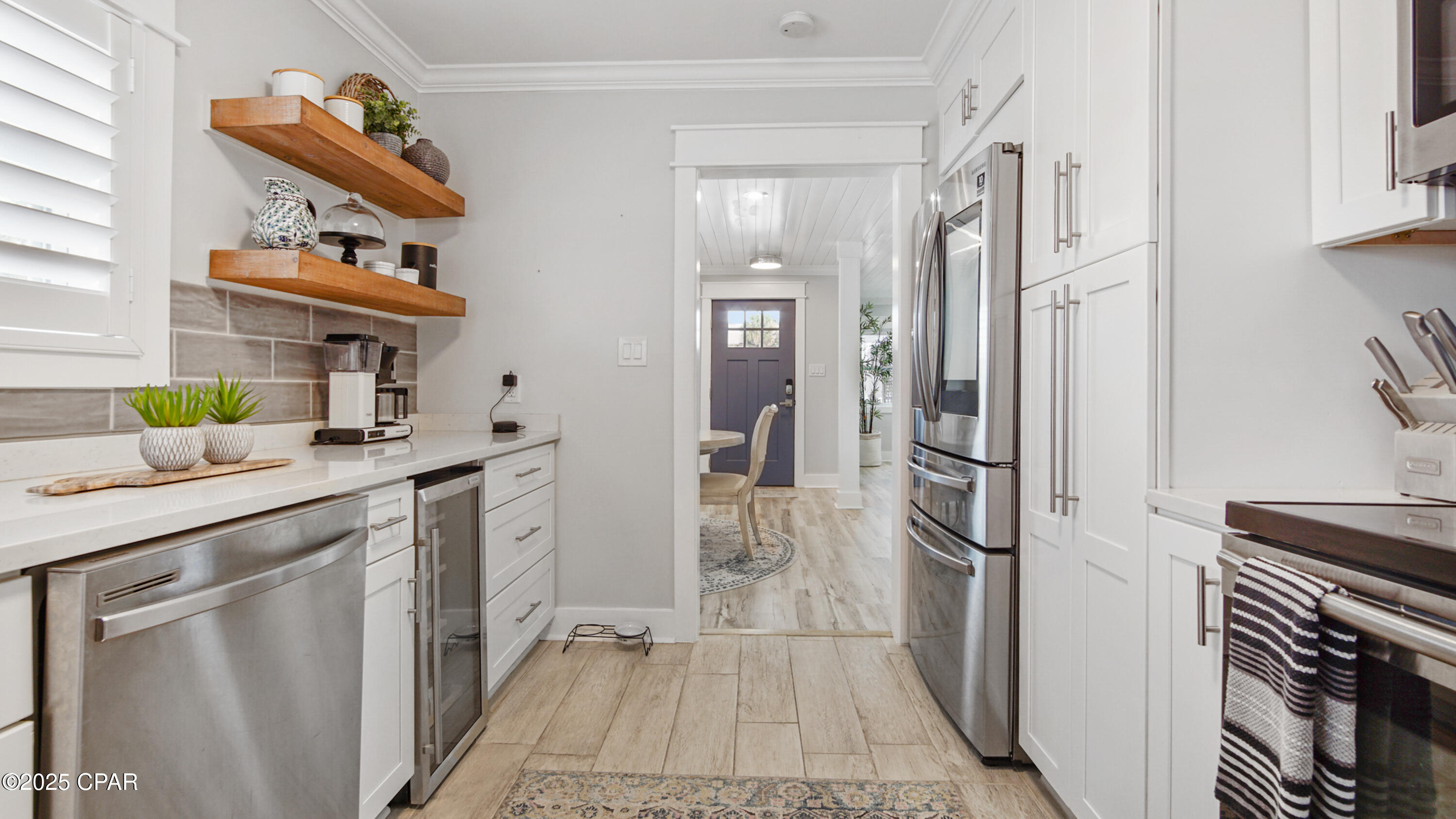 Image 30 For 2501 High Avenue